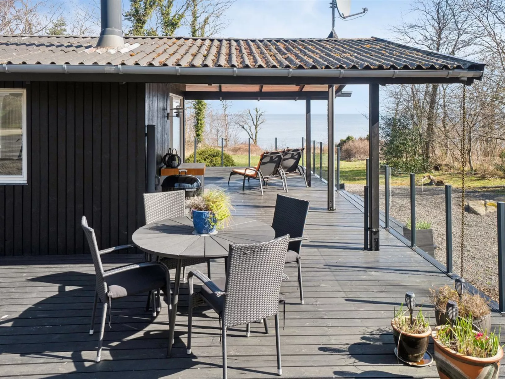 "Caren" - 75m from the sea-Outside