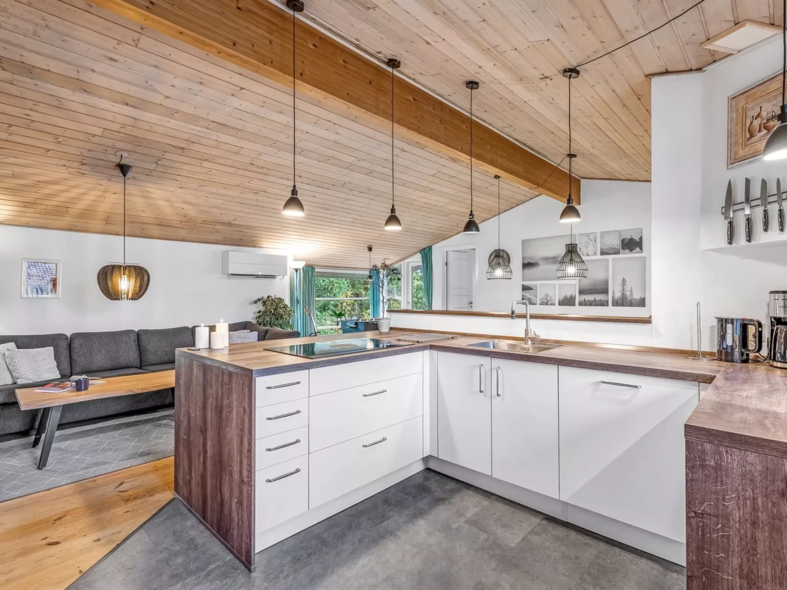 "Estella" - 900m from the sea-Drinnen