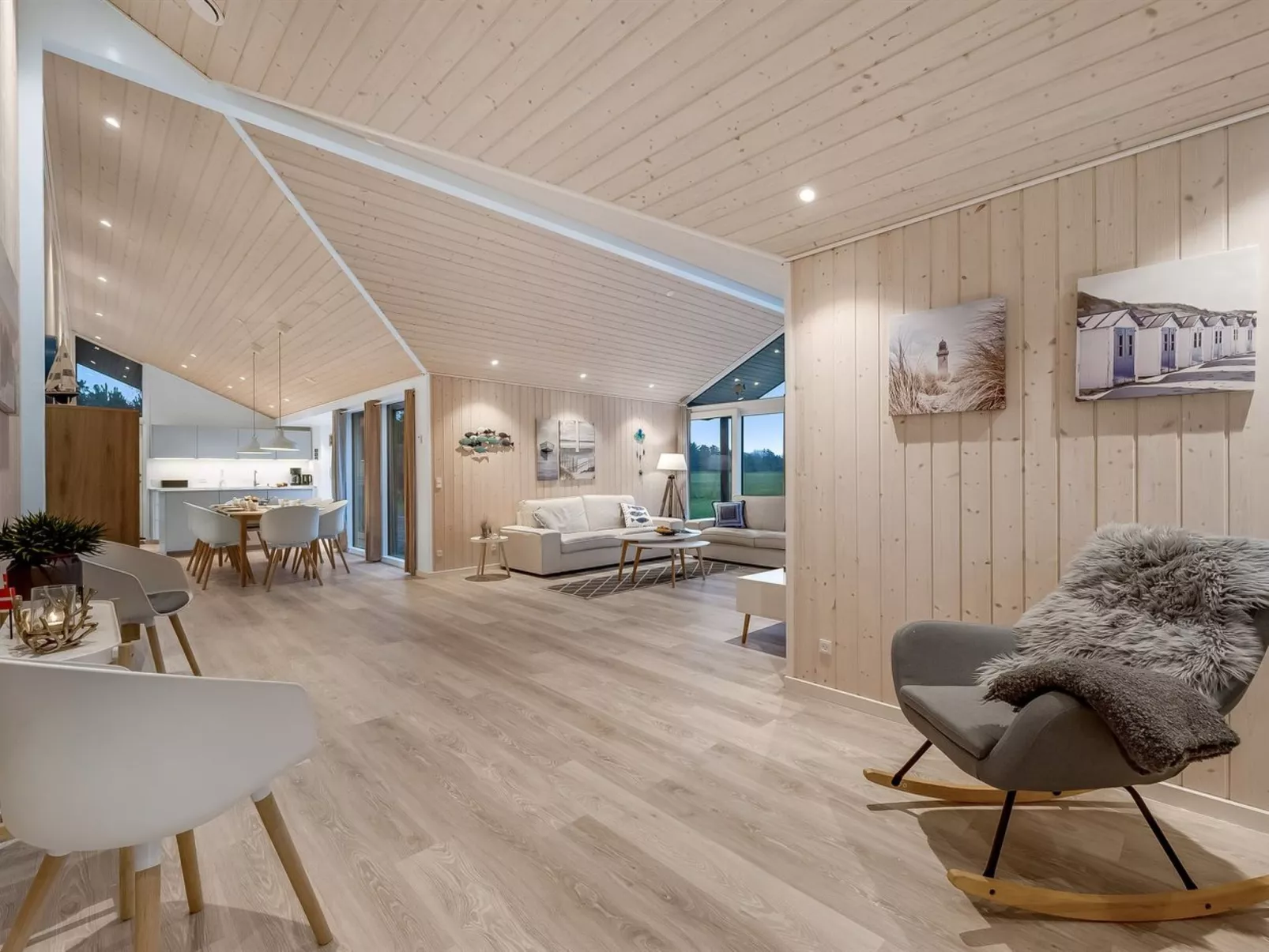 "Corina" - 850m to the fjord-Dedans