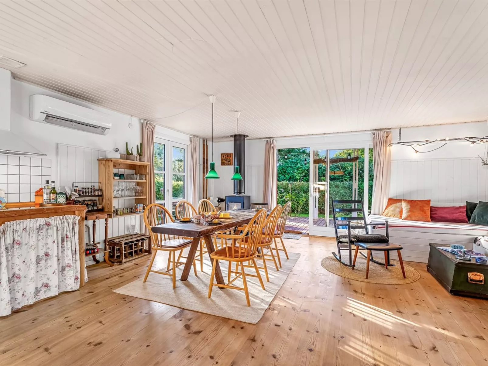 "Heraldine" - 400m from the sea-Dedans