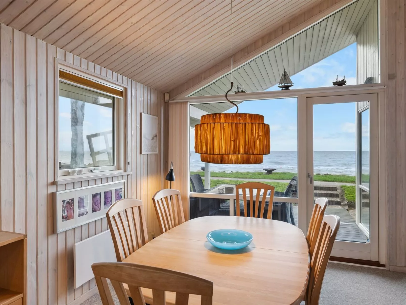 "Aswith" - 5m from the sea-Dedans