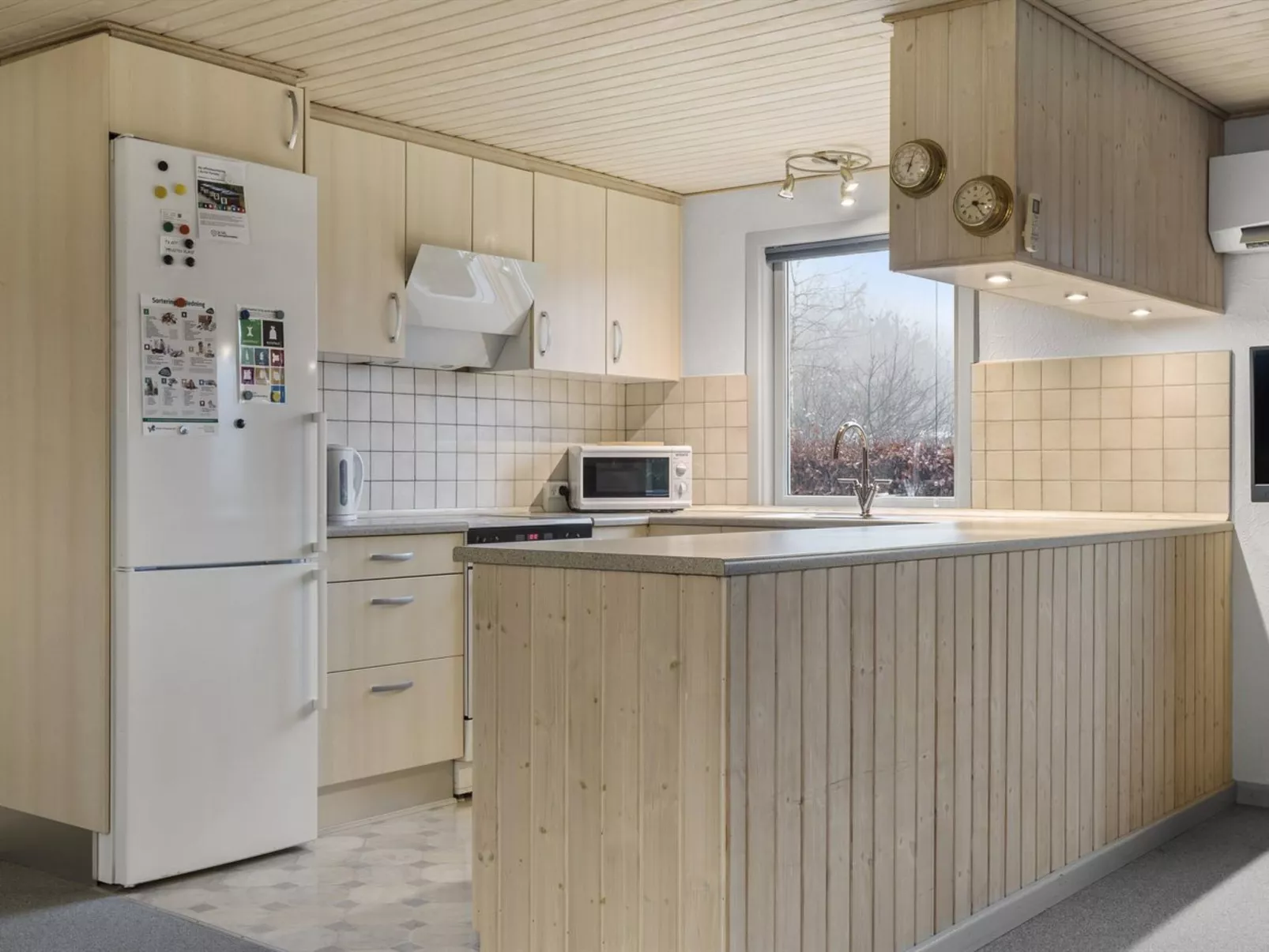 "Diuri" - 30km from the sea-Dedans