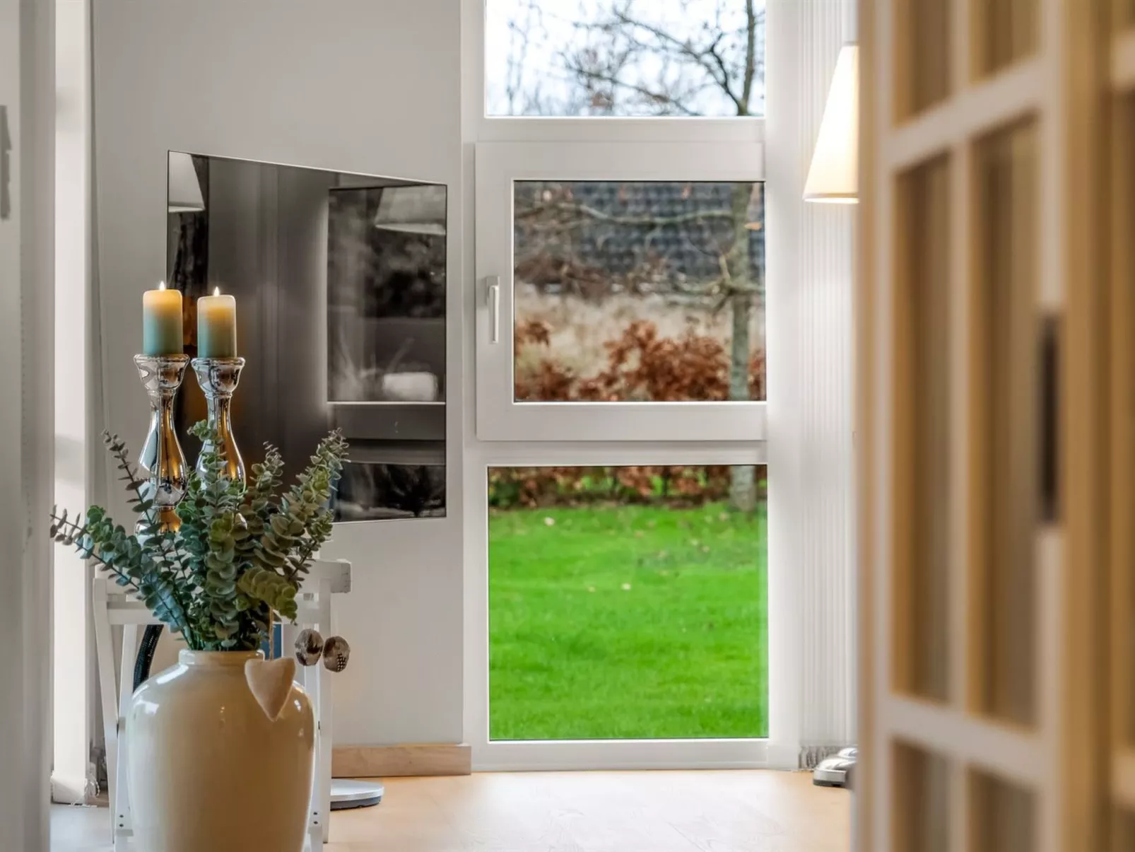 "Maunu" -  from the sea-Dedans