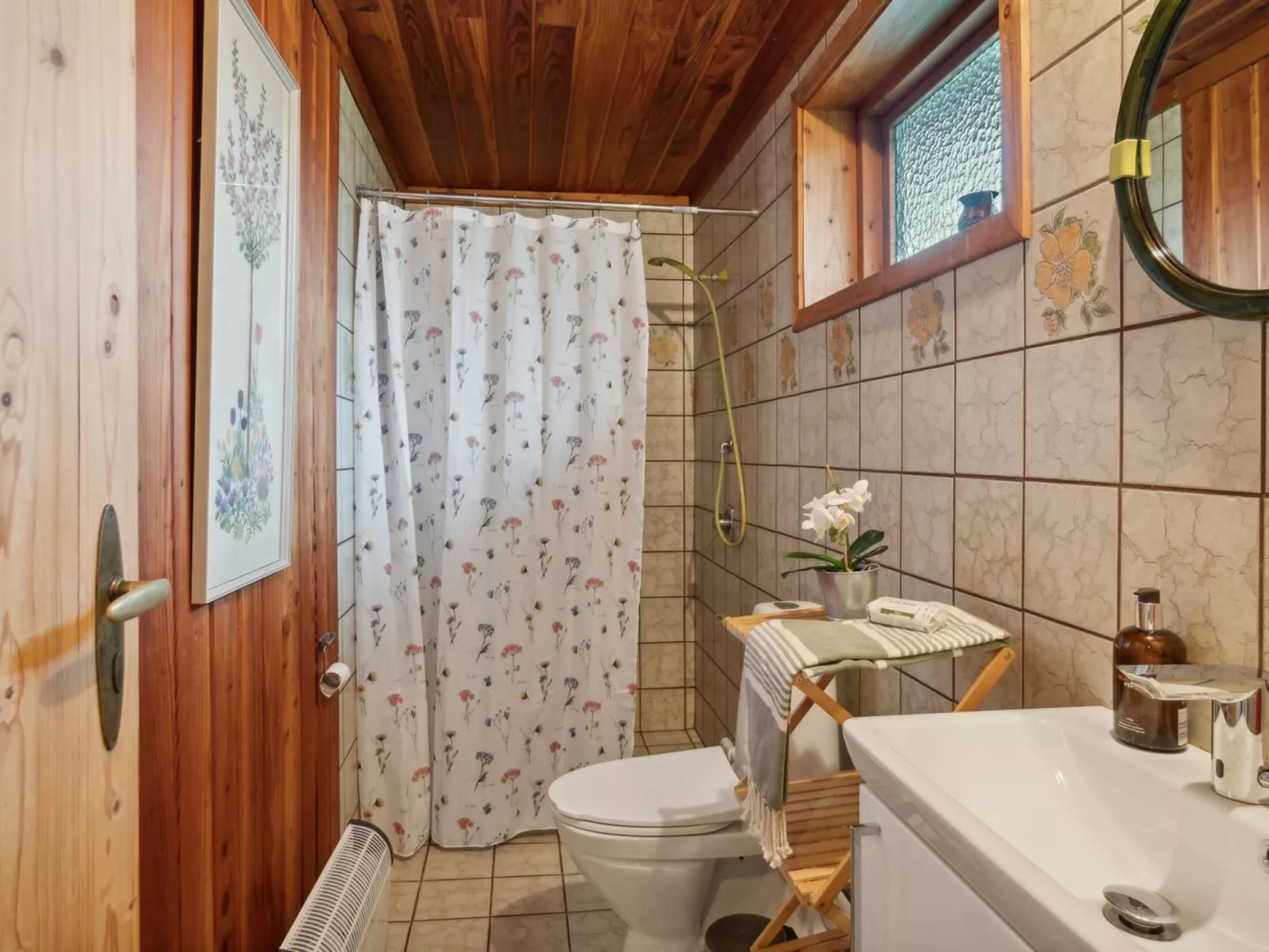 "Svanborg" - 40m from the sea-Inside