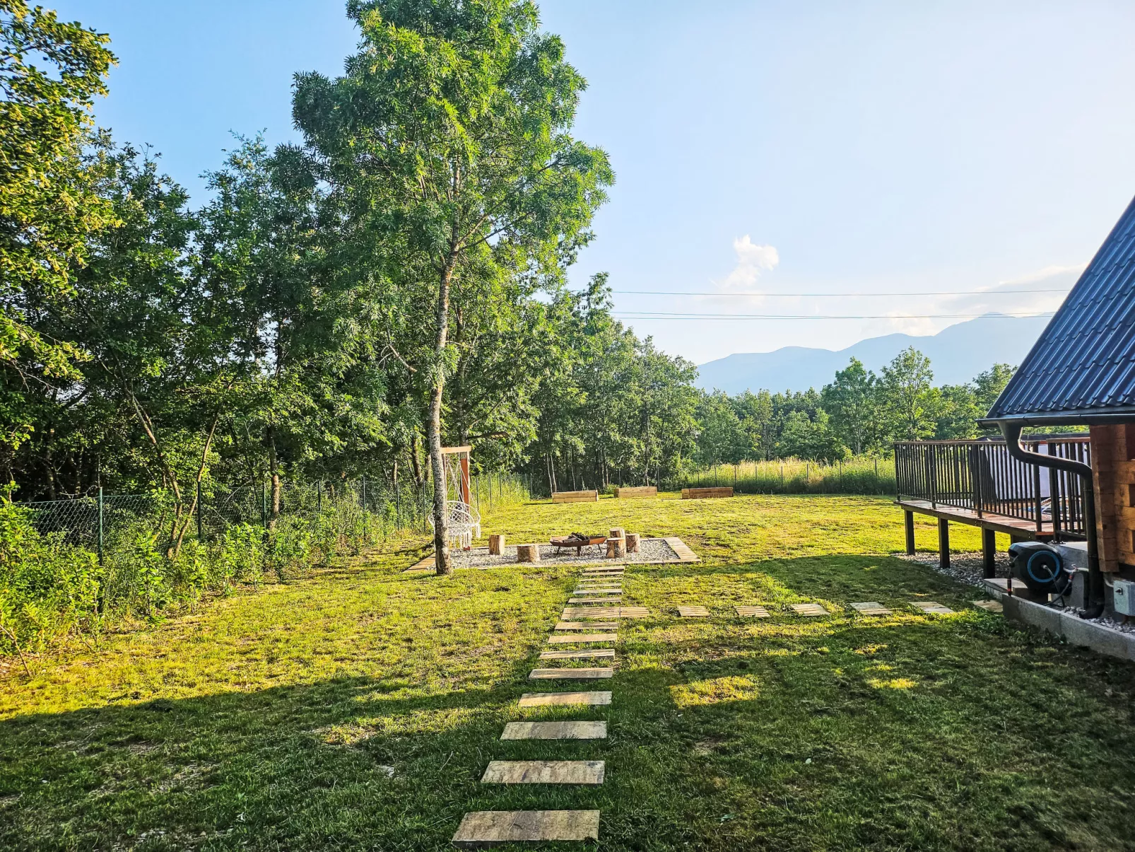 Tomina Koliba Lika-Dehors