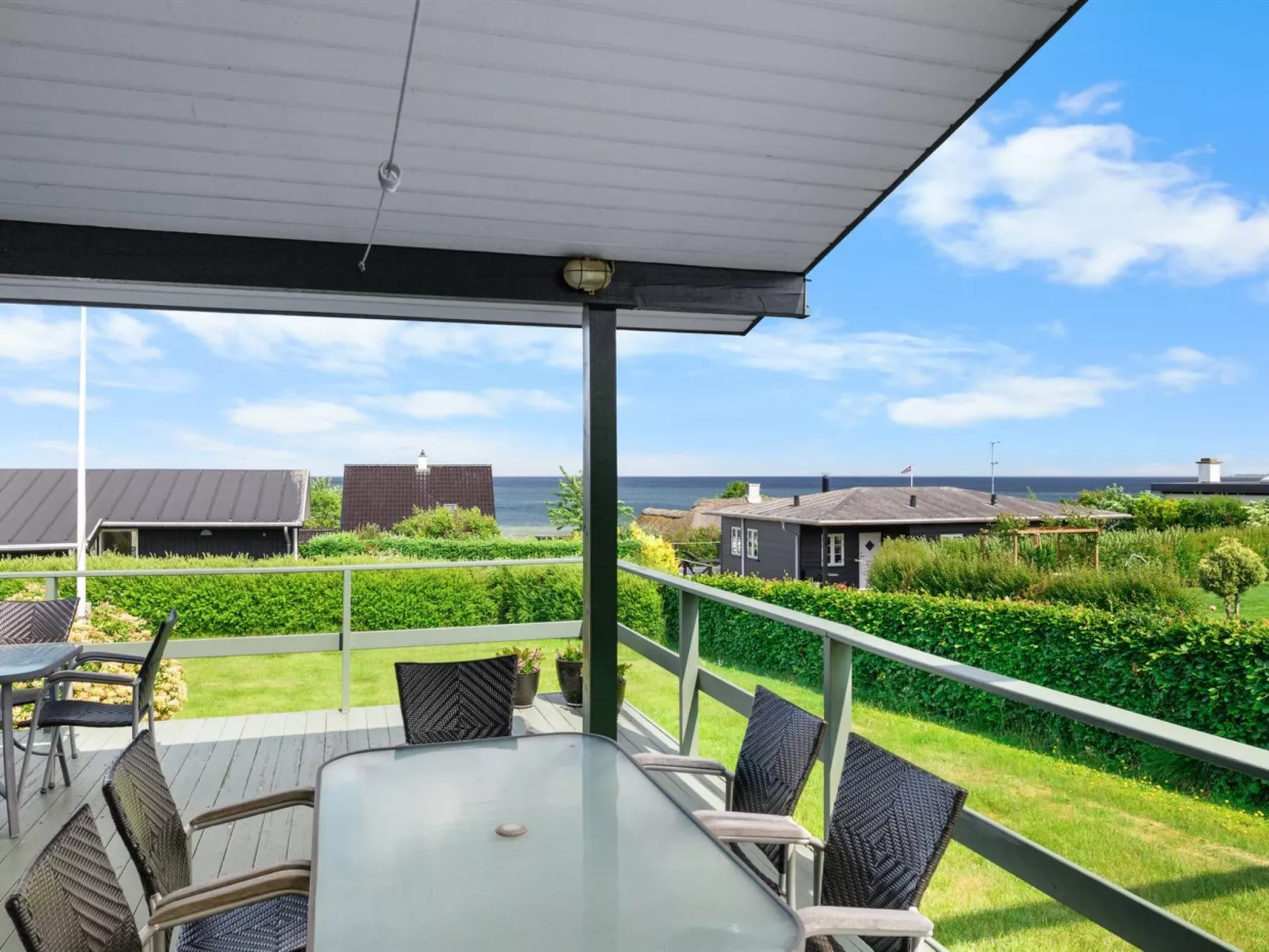 "Slava" - 75m from the sea-Outside