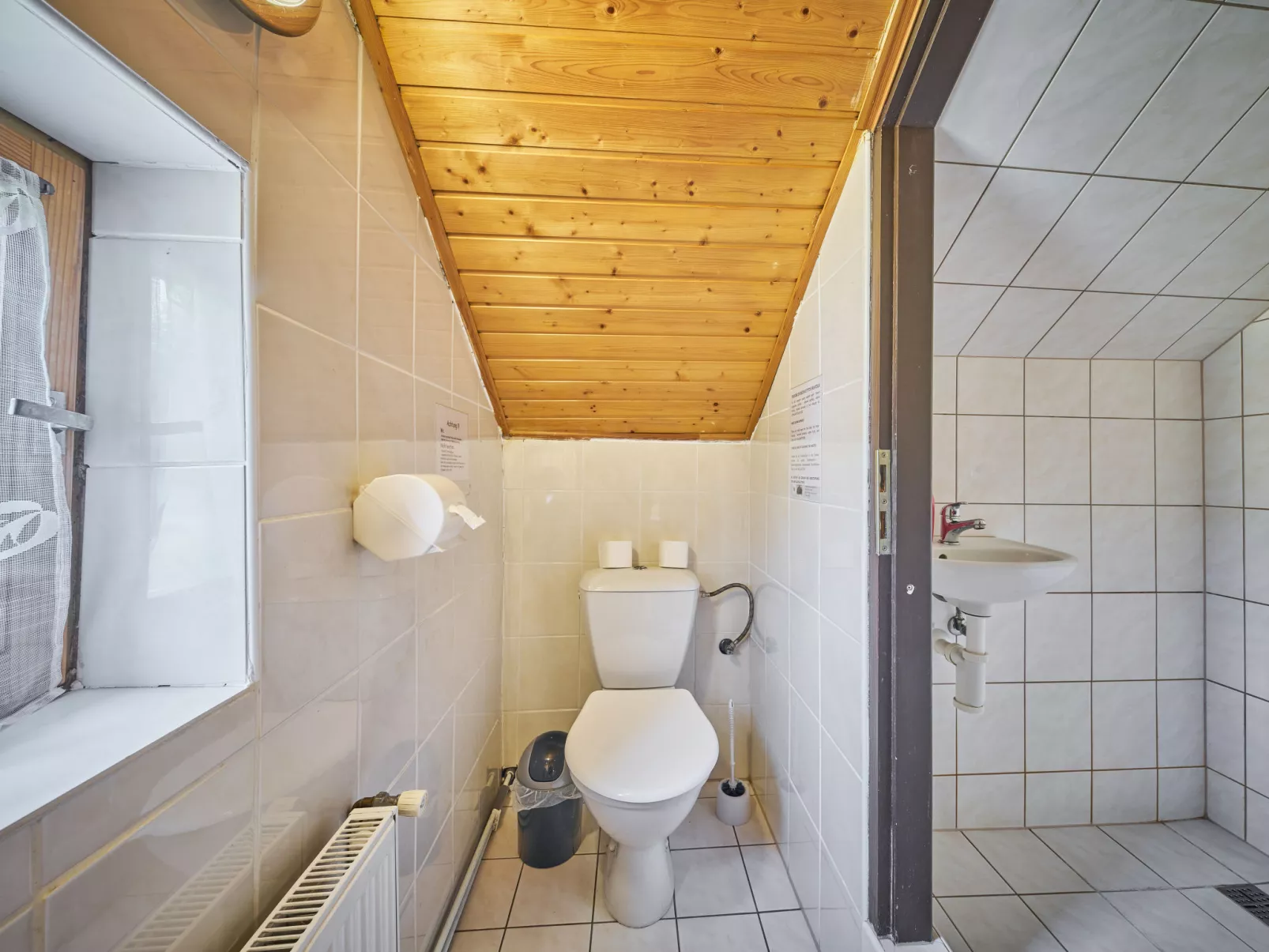 Švýcarský dvůr Lodge-Dedans