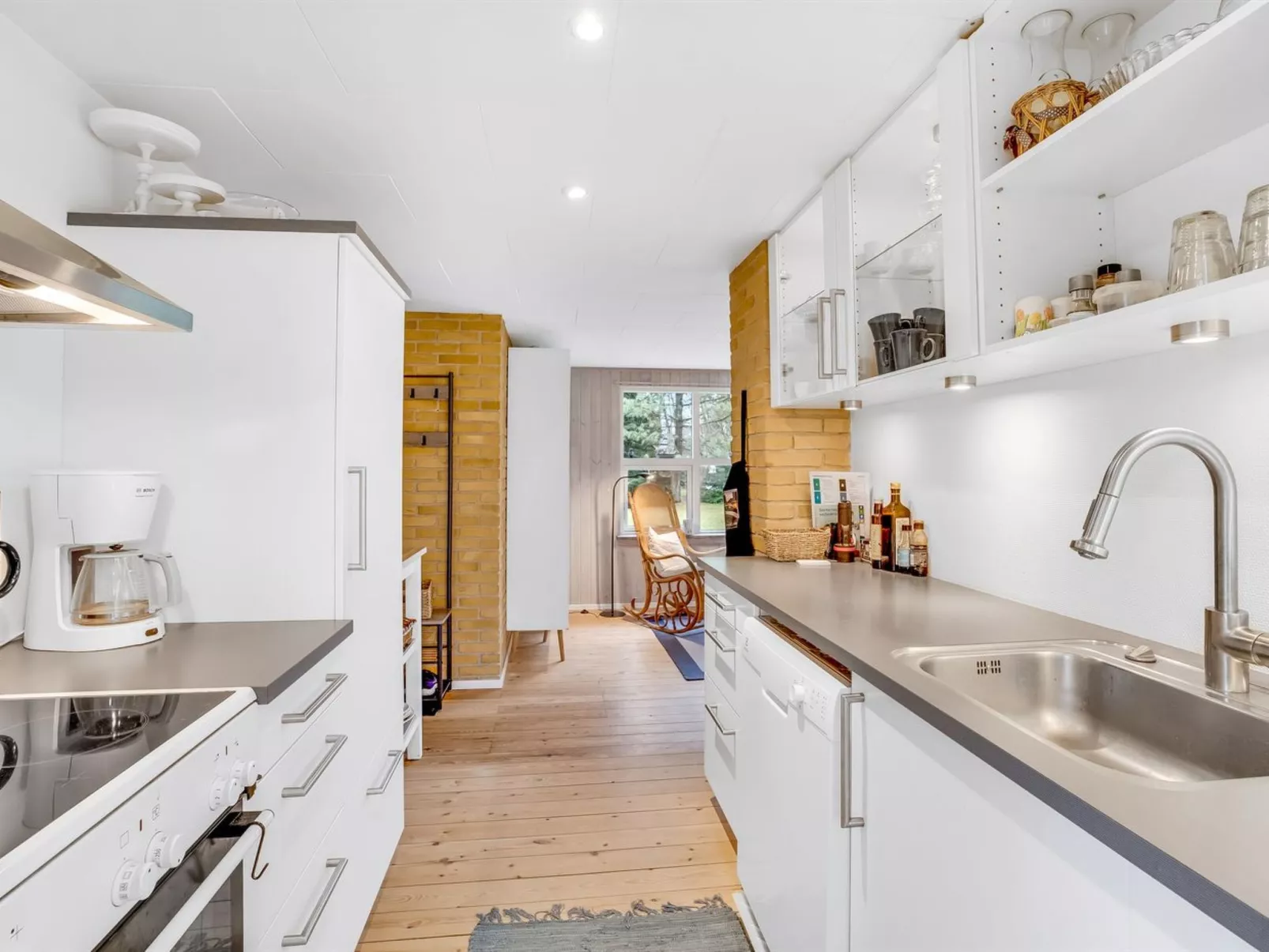 "Oddi" - 500m from the sea-Inside