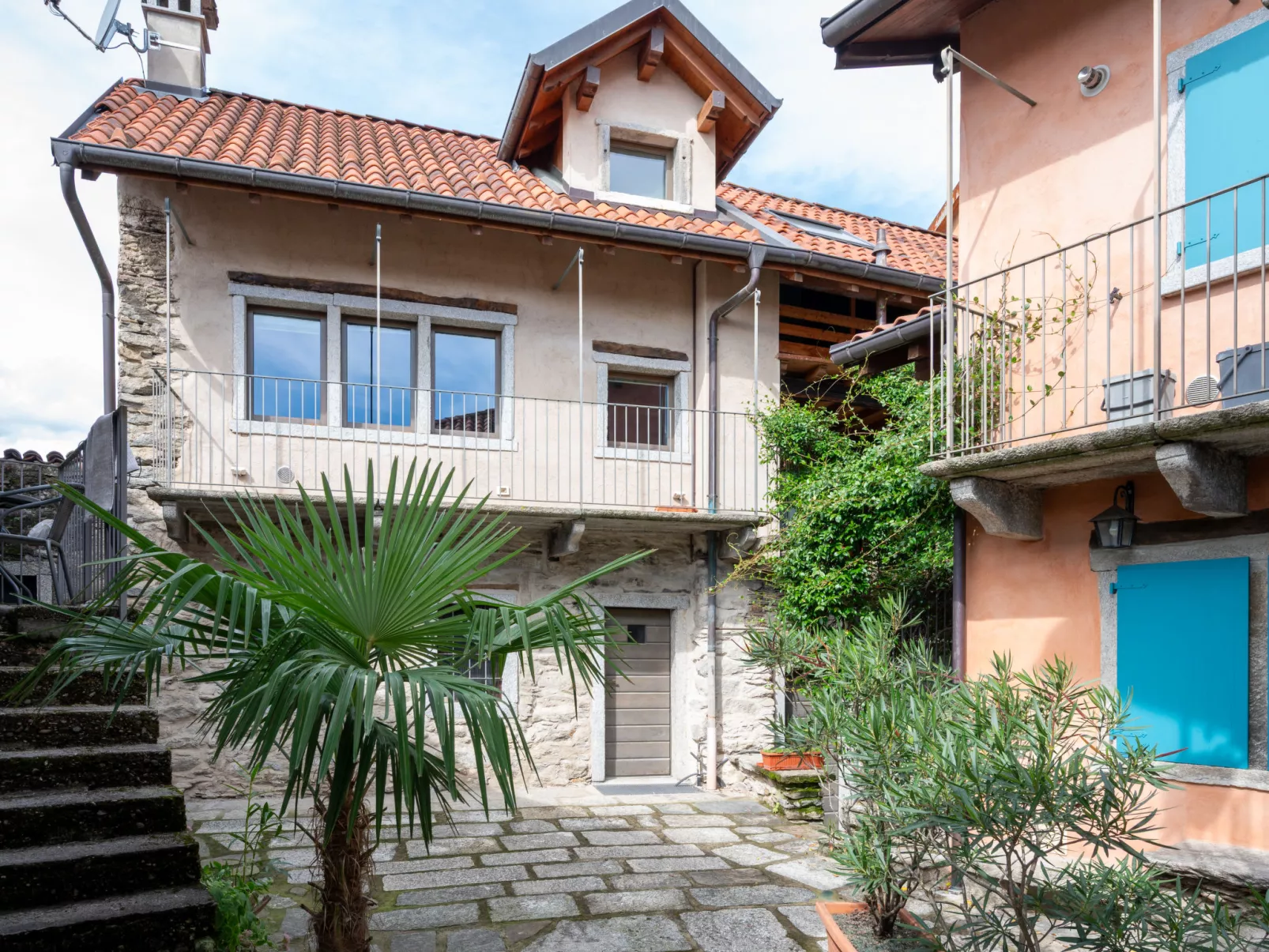 Casa dei Gelsomini-Outside