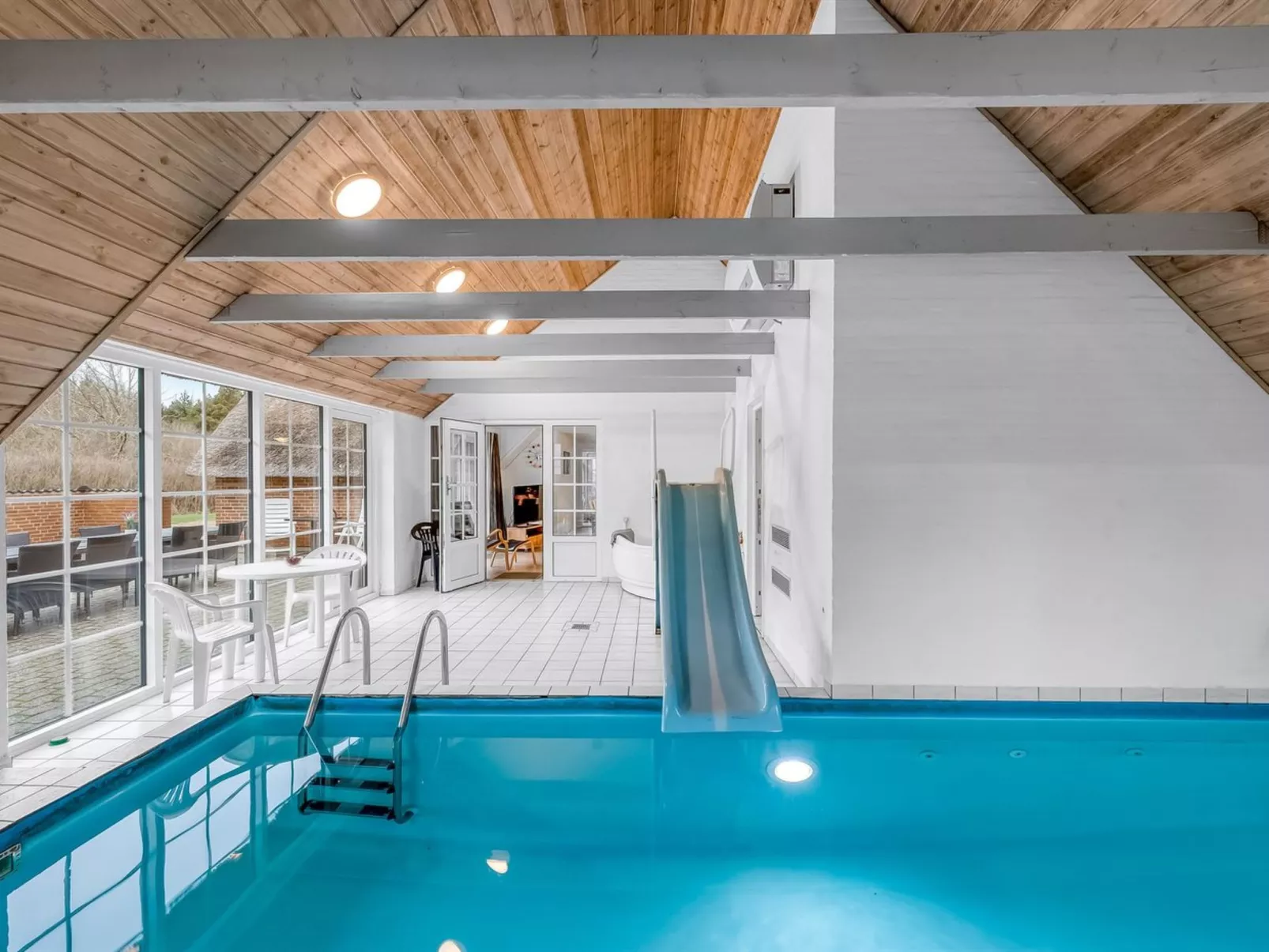 "Aagot" - 1.7km from the sea-Outside