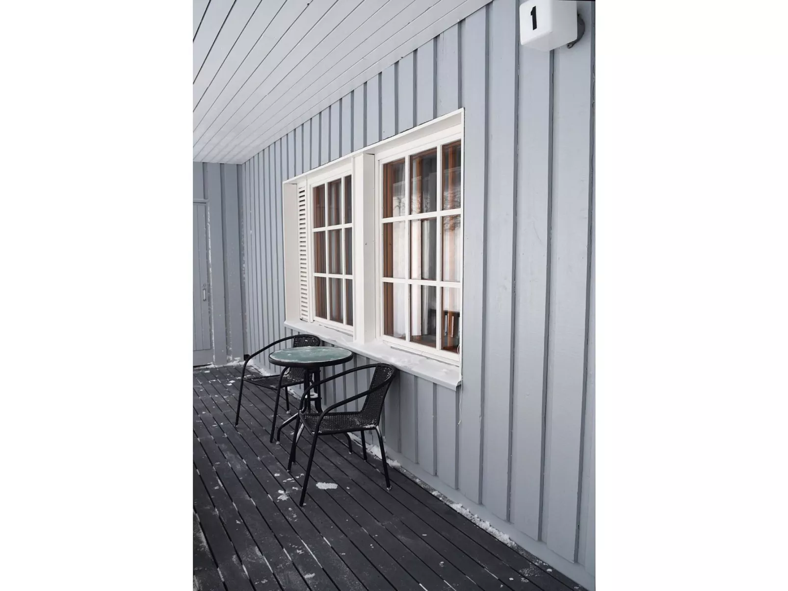 Saariseläntie 8 a 1-Drinnen