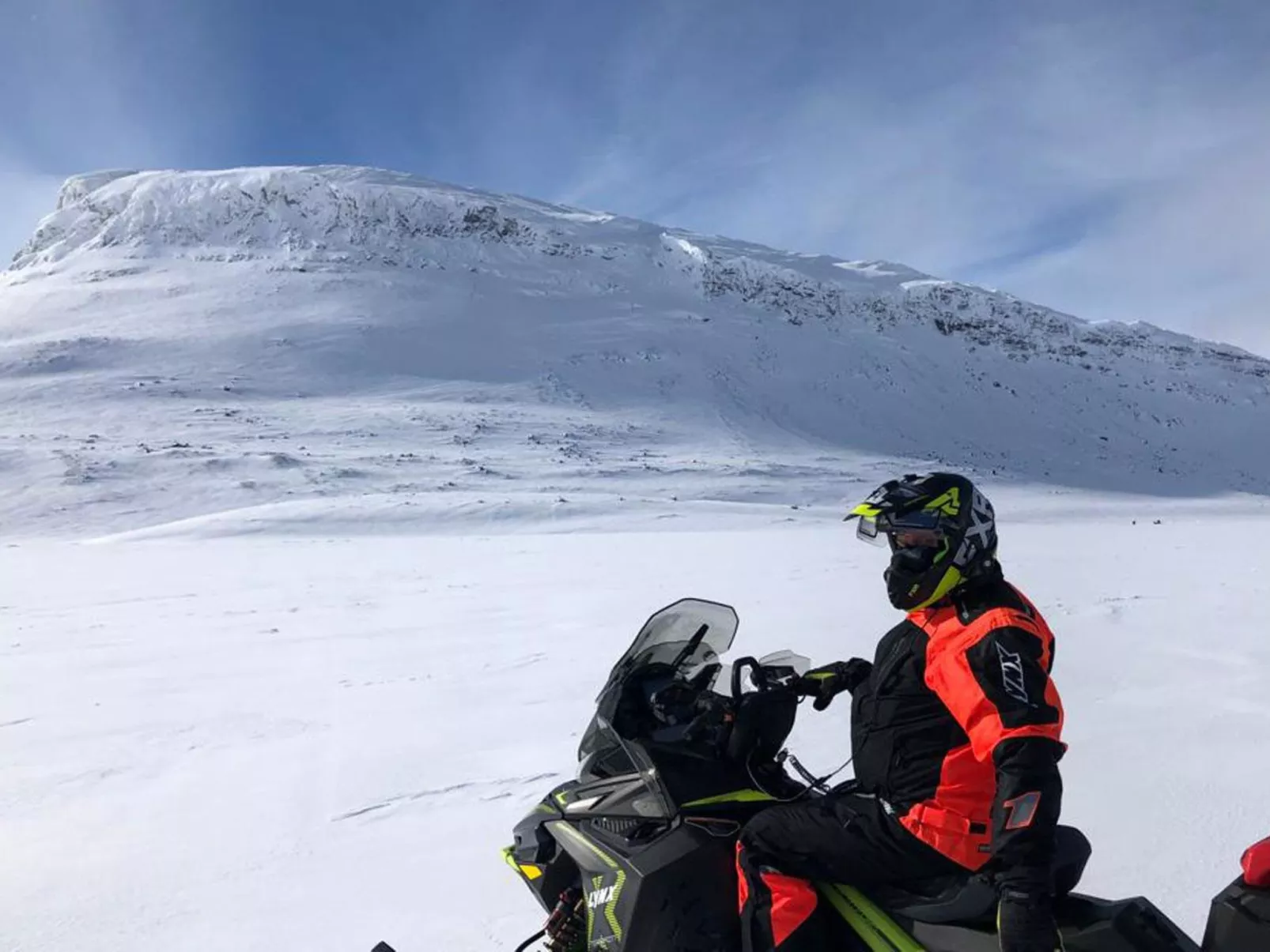 Saanan lumous-Drinnen