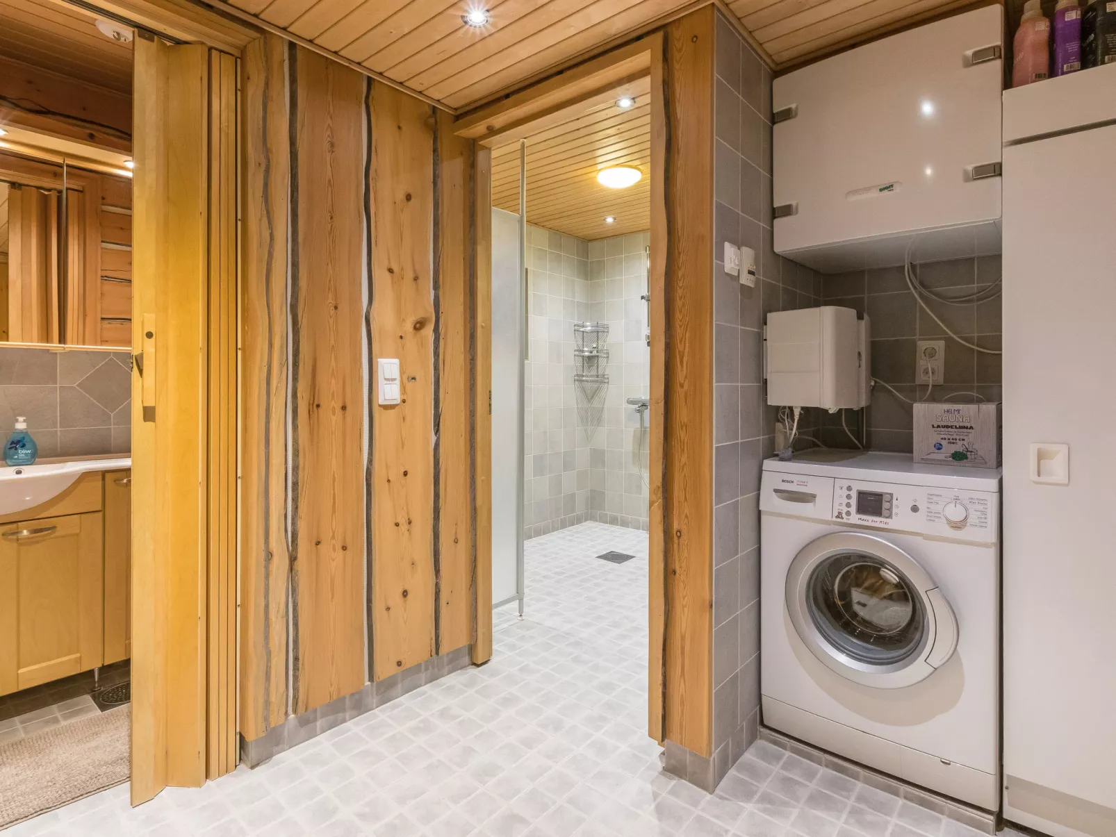 Menninkäisenkolo-Inside