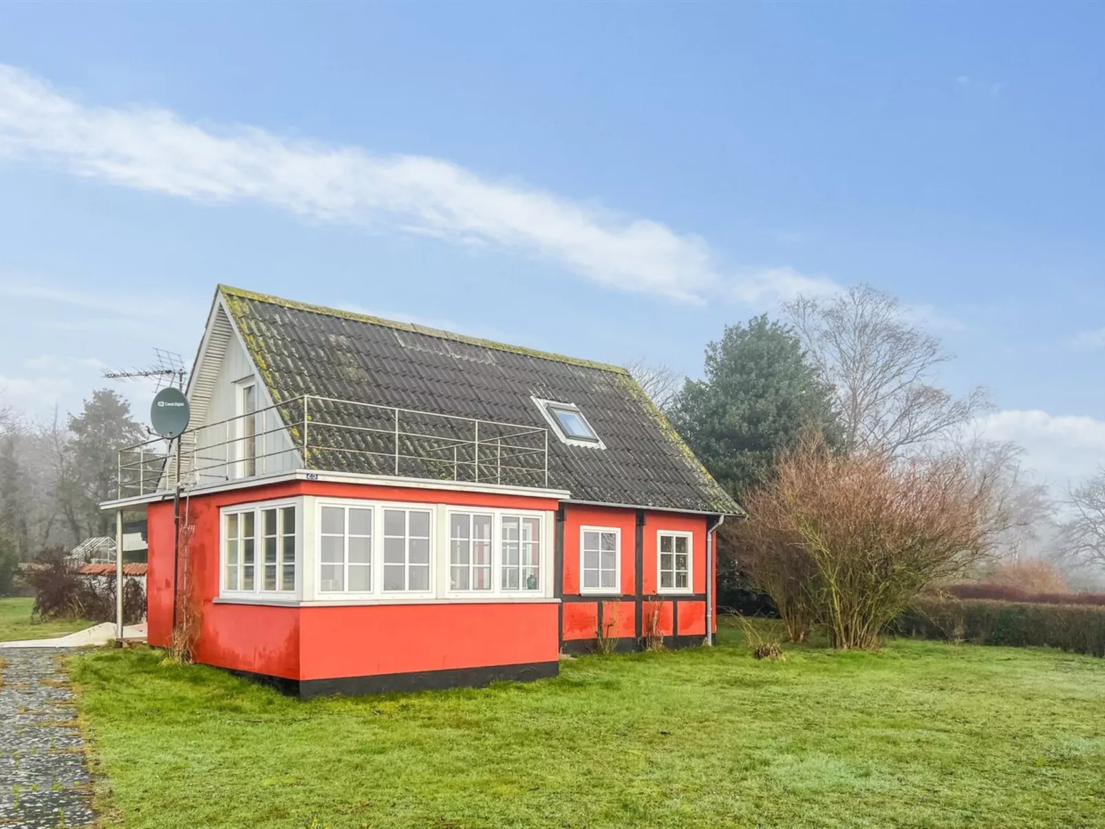 "Hakon" - 40m from the sea-Outside