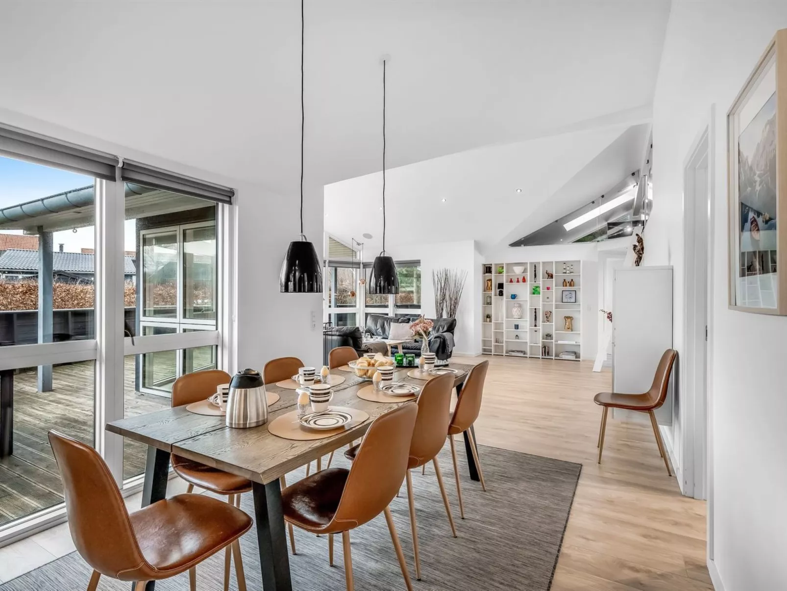 "Carlie" - 250m to the fjord-Inside