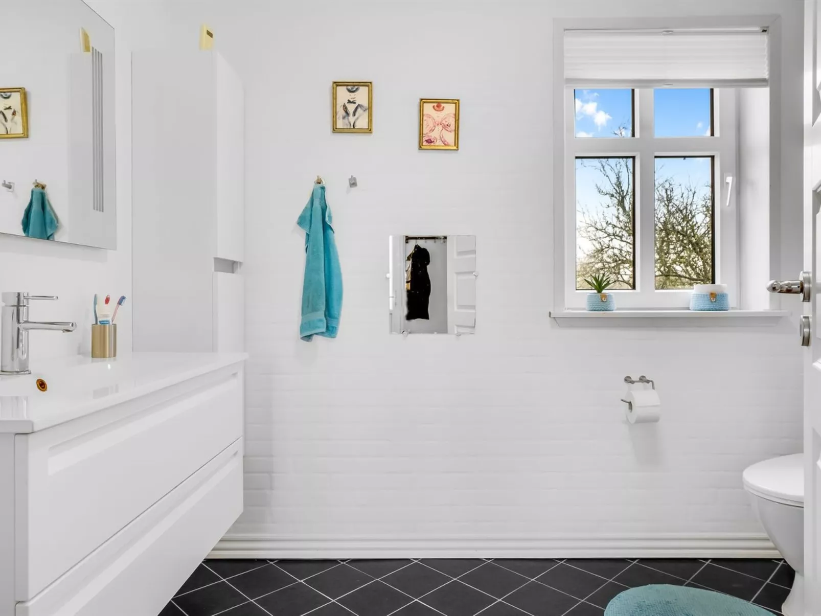 "Kora" - 2km from the sea-Drinnen