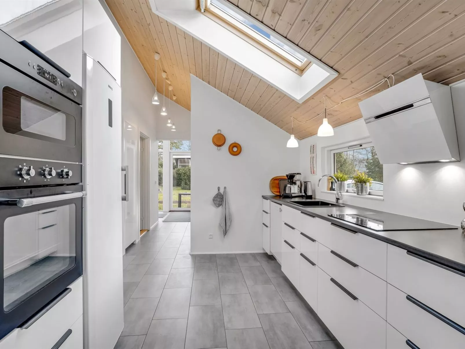 "Srebrenka" - 900m from the sea-Inside