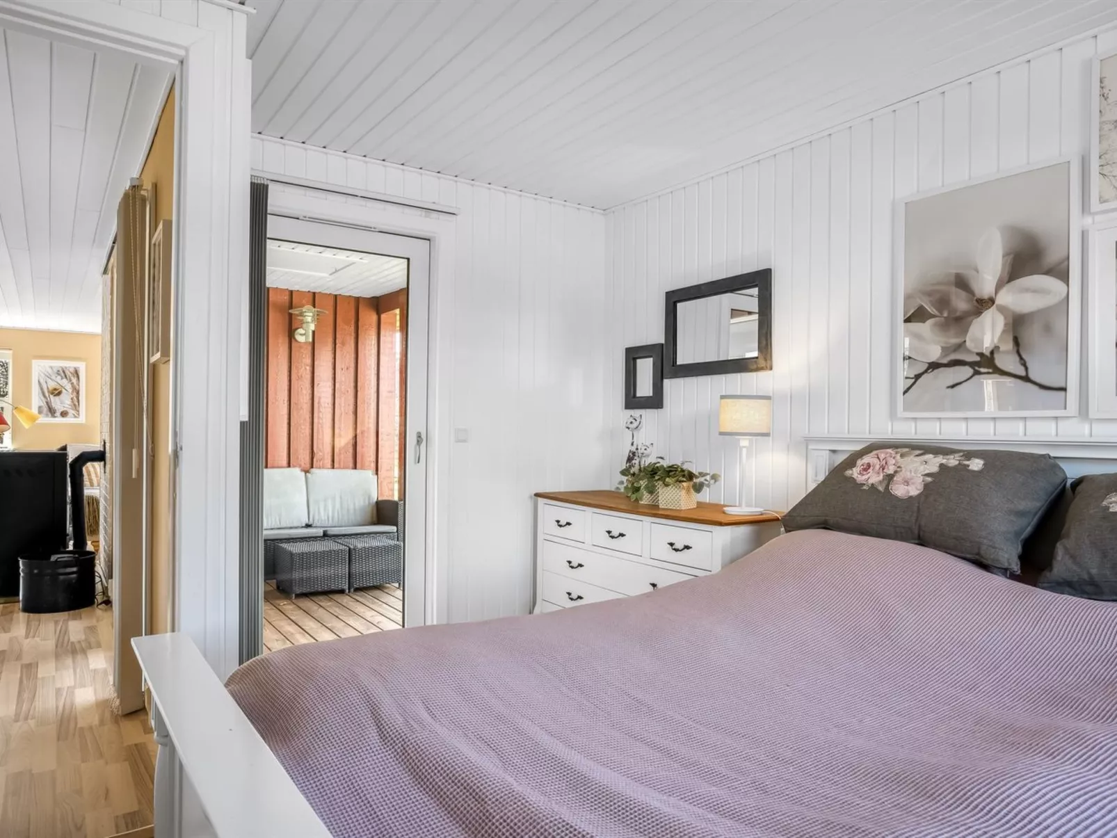 "Ruse" -  from the sea-Dedans