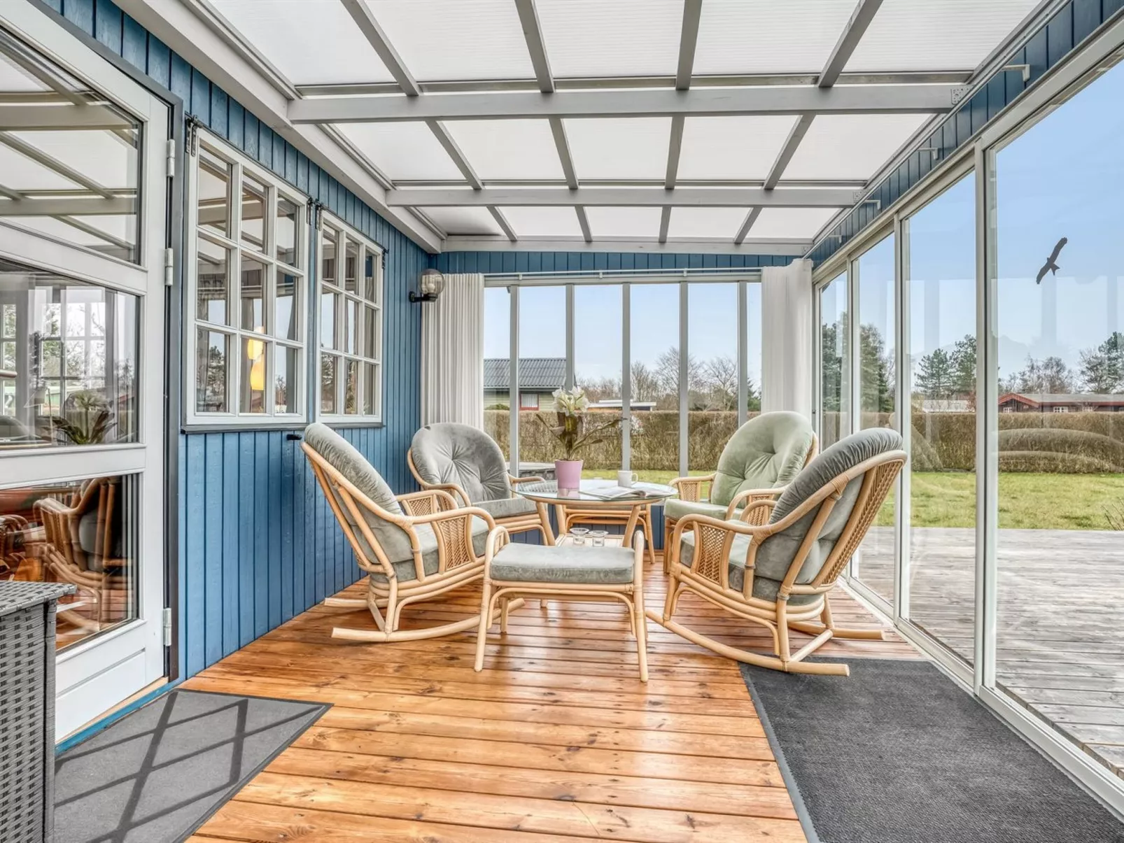 "Thorir" - 500m from the sea-Inside