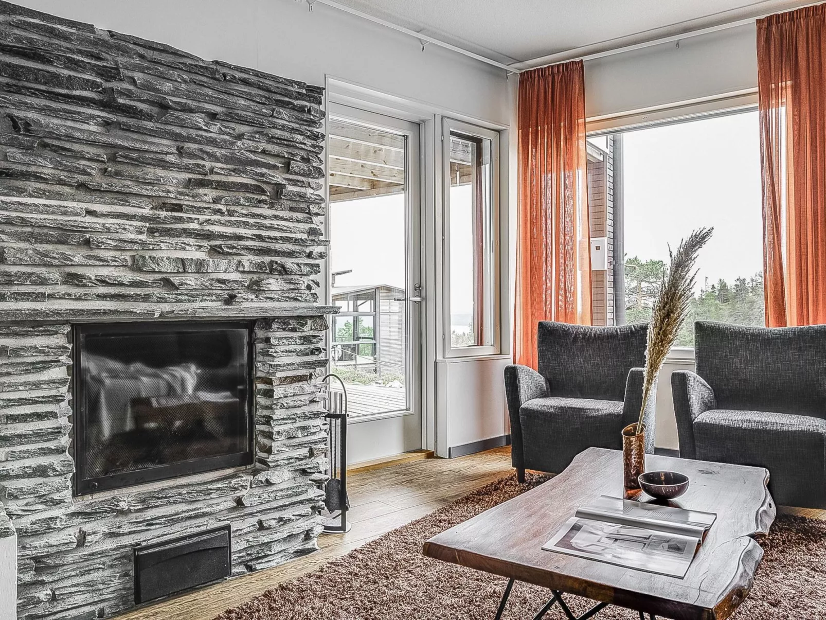 Rukavuorenhuippu 23 b-Dedans