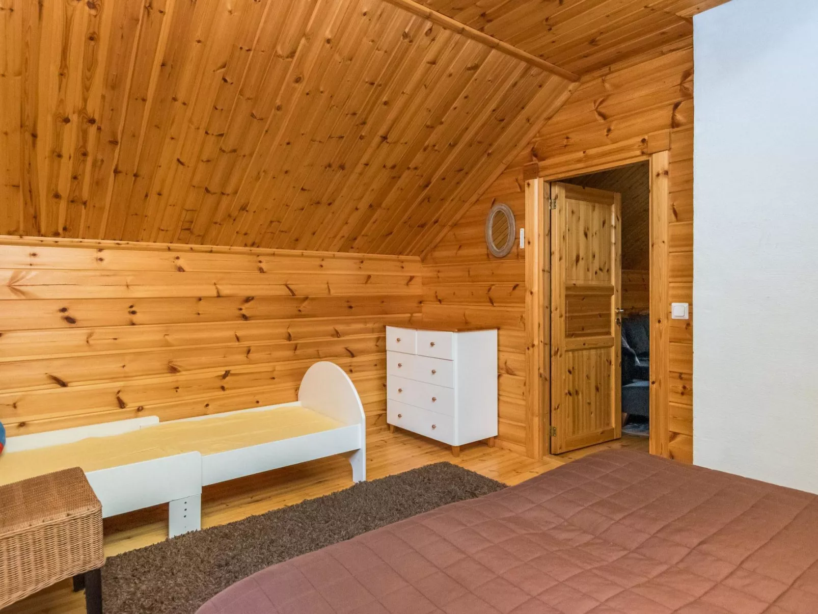 Metsola / huilinpaikka-Dedans