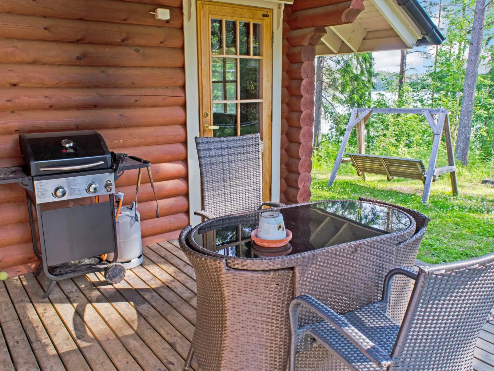 Amero purnu 3-Dedans