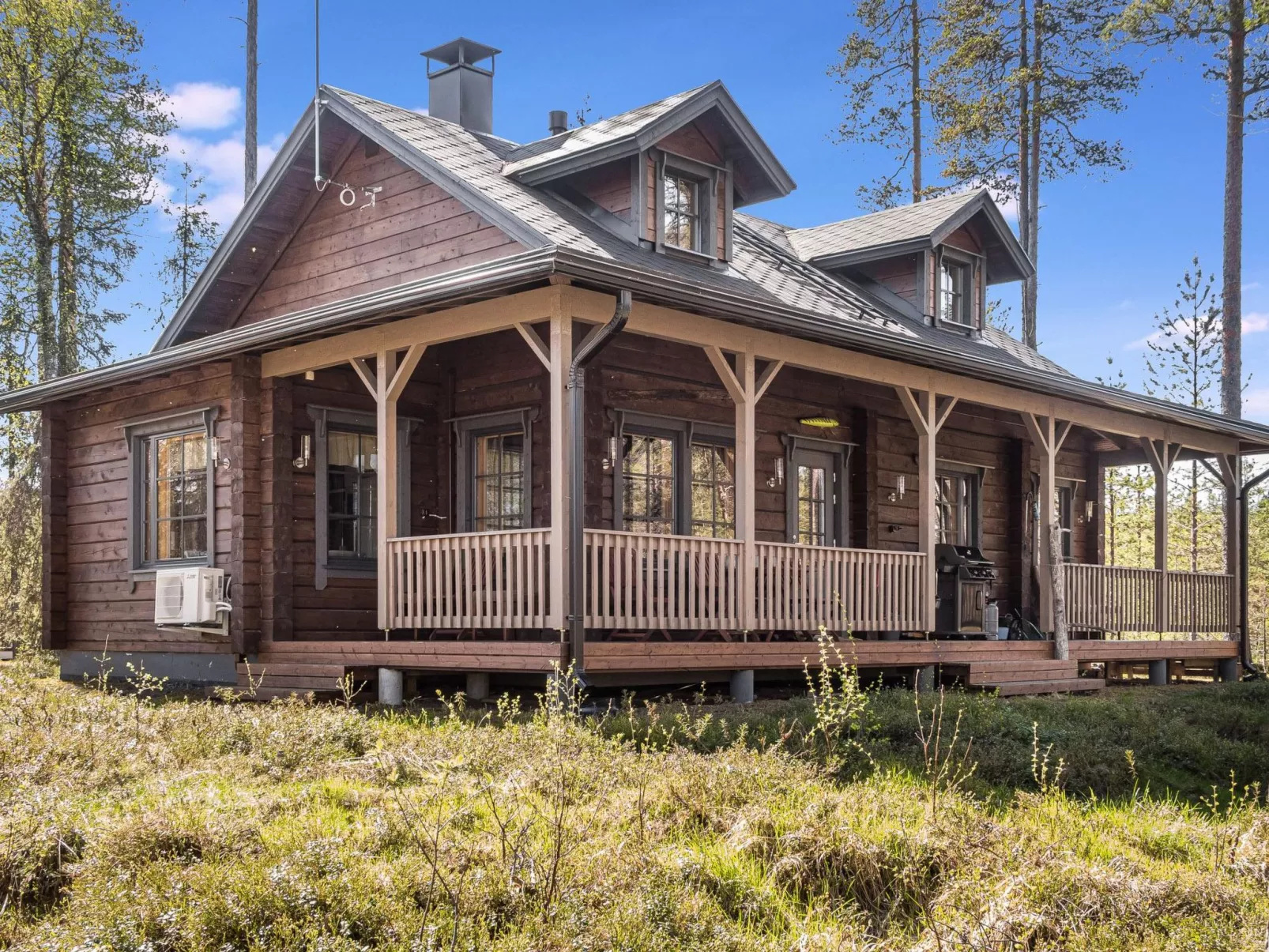 Kiehtäjän virta-Inside