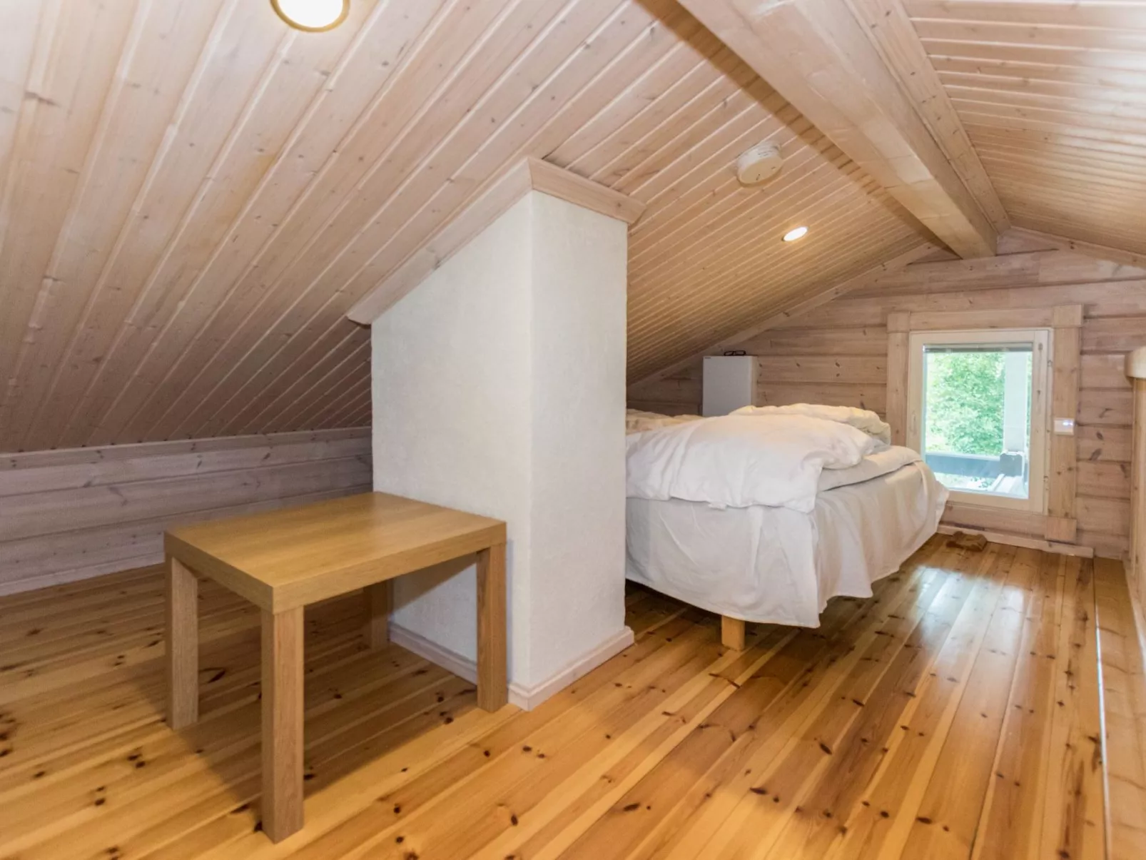 Villa jokiranta-Dedans