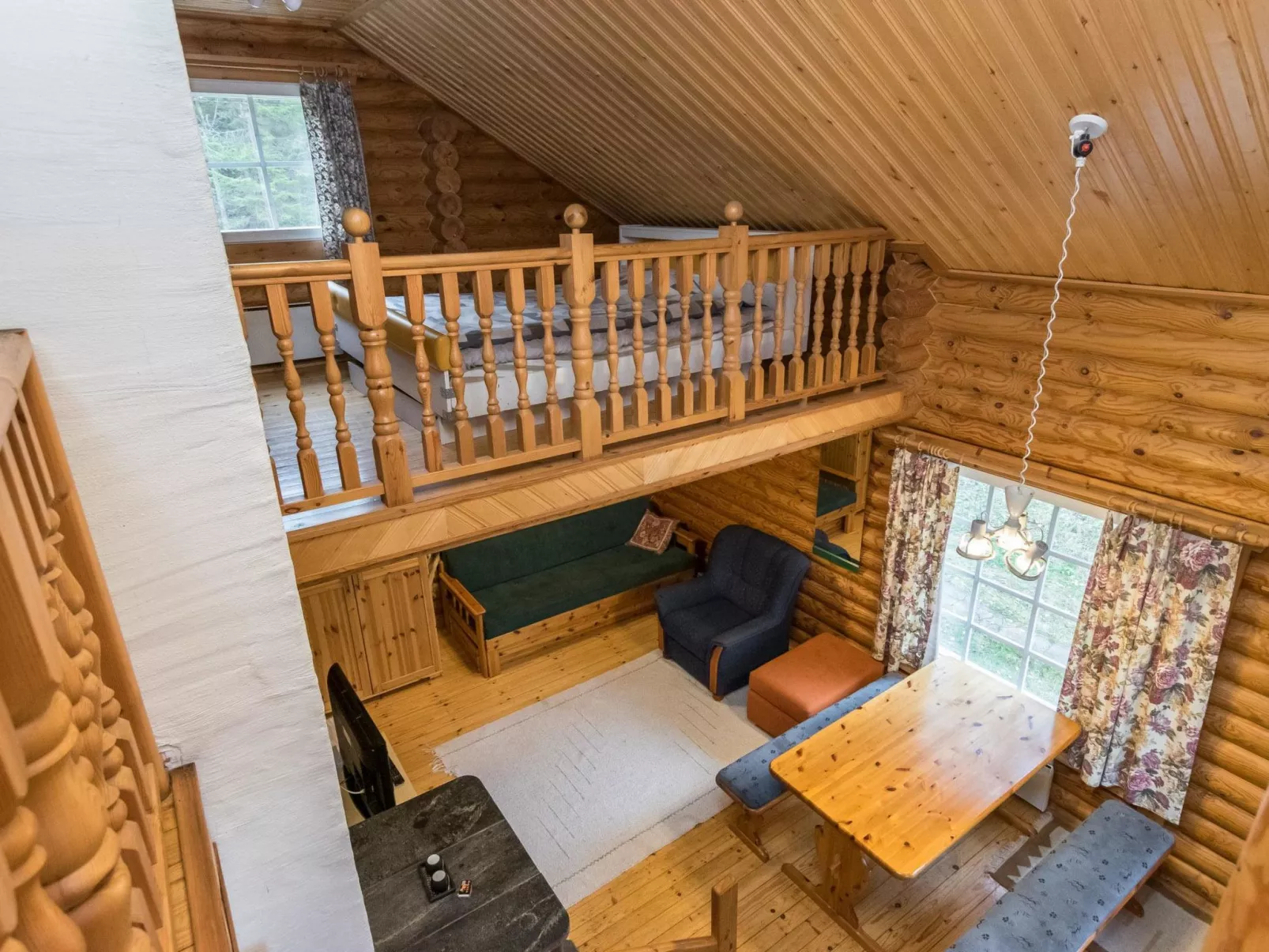 Pikku harrila-Dedans