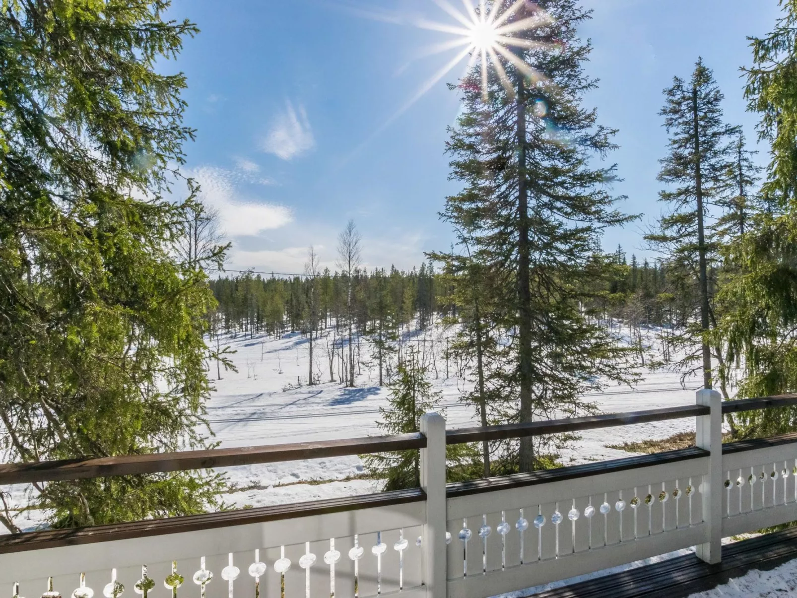 Vuosselinhovi f-Drinnen