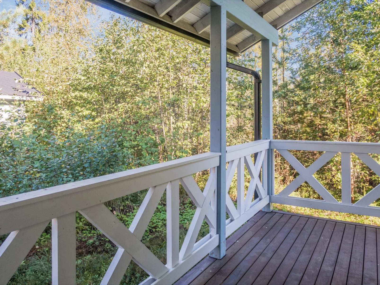 Klz 1. akaatti-Dedans