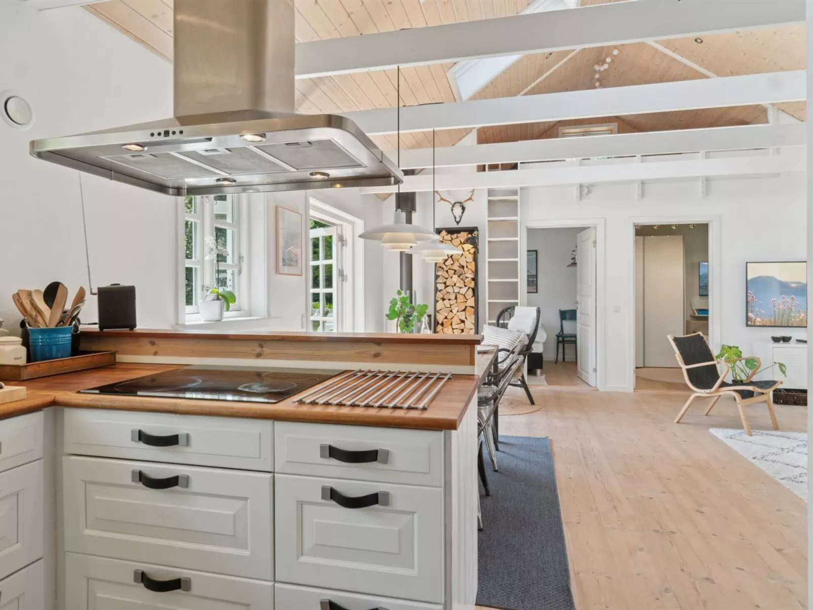 "Veljan" - 1.2km from the sea-Drinnen