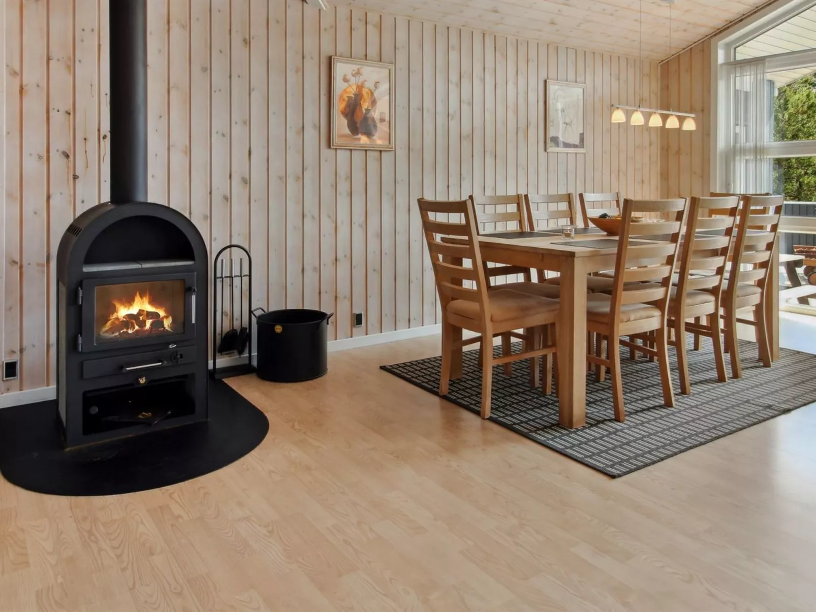 "Kiowa" - 4km from the sea-Drinnen