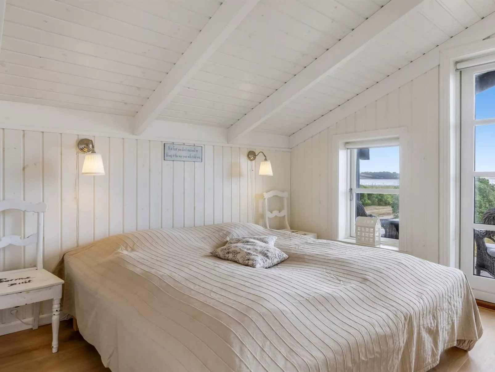 "Withger" - 20m from the sea-Dedans