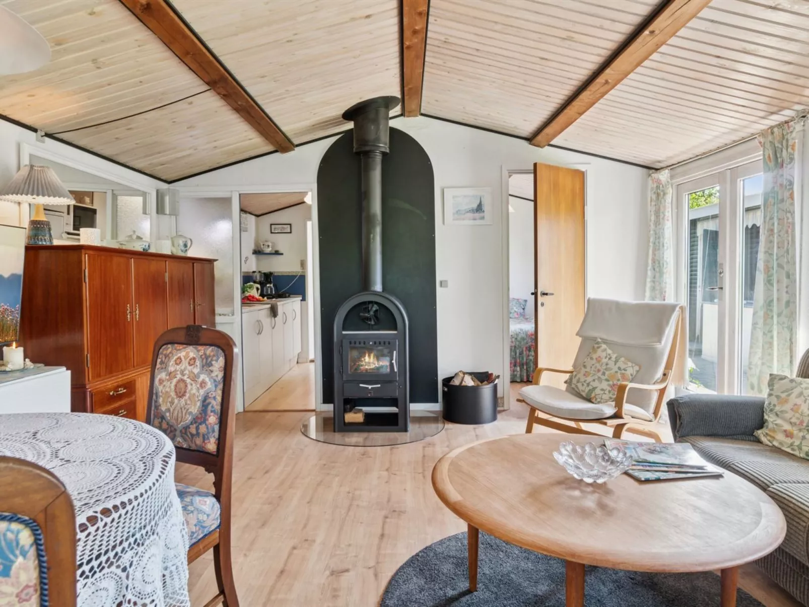 "Alfa" - 350m from the sea-Drinnen