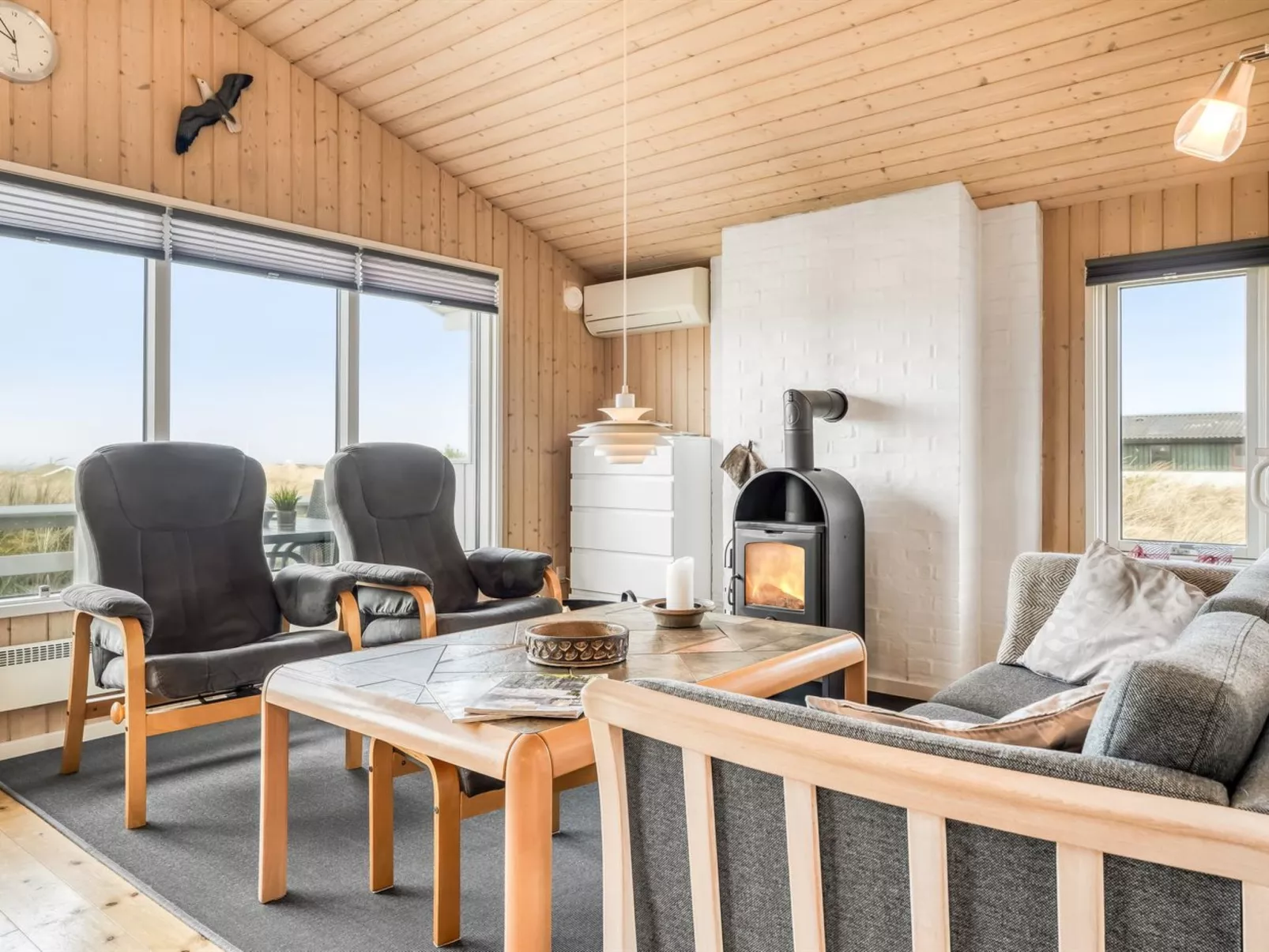 "Fridgerd" - 300m from the sea-Inside