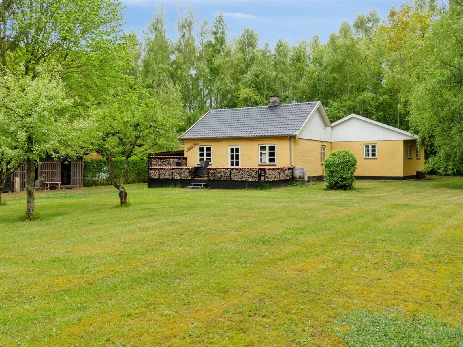 "Andri" - 1.5km from the sea-Outside