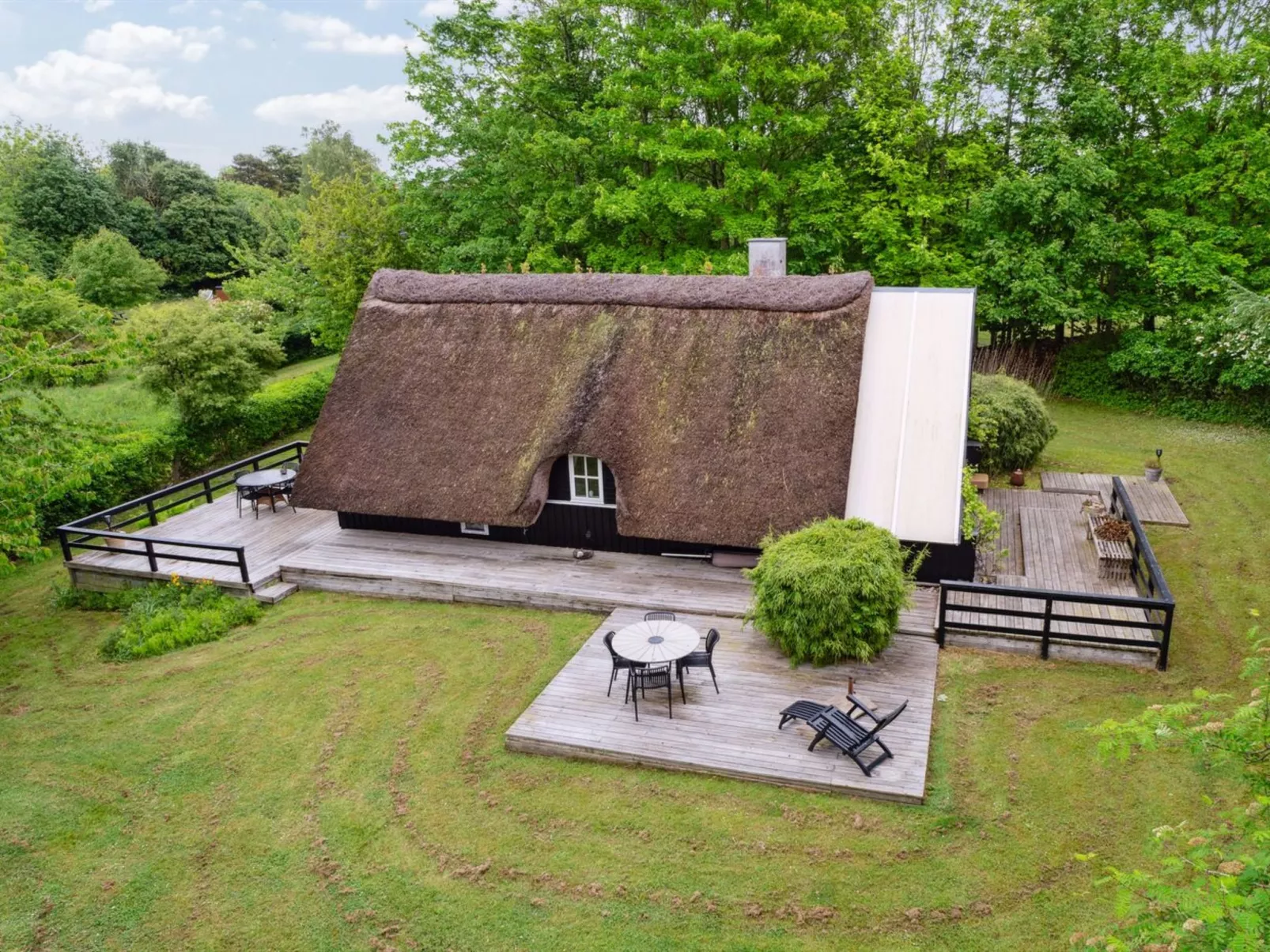 "Svenne" - 1.4km from the sea-Draußen