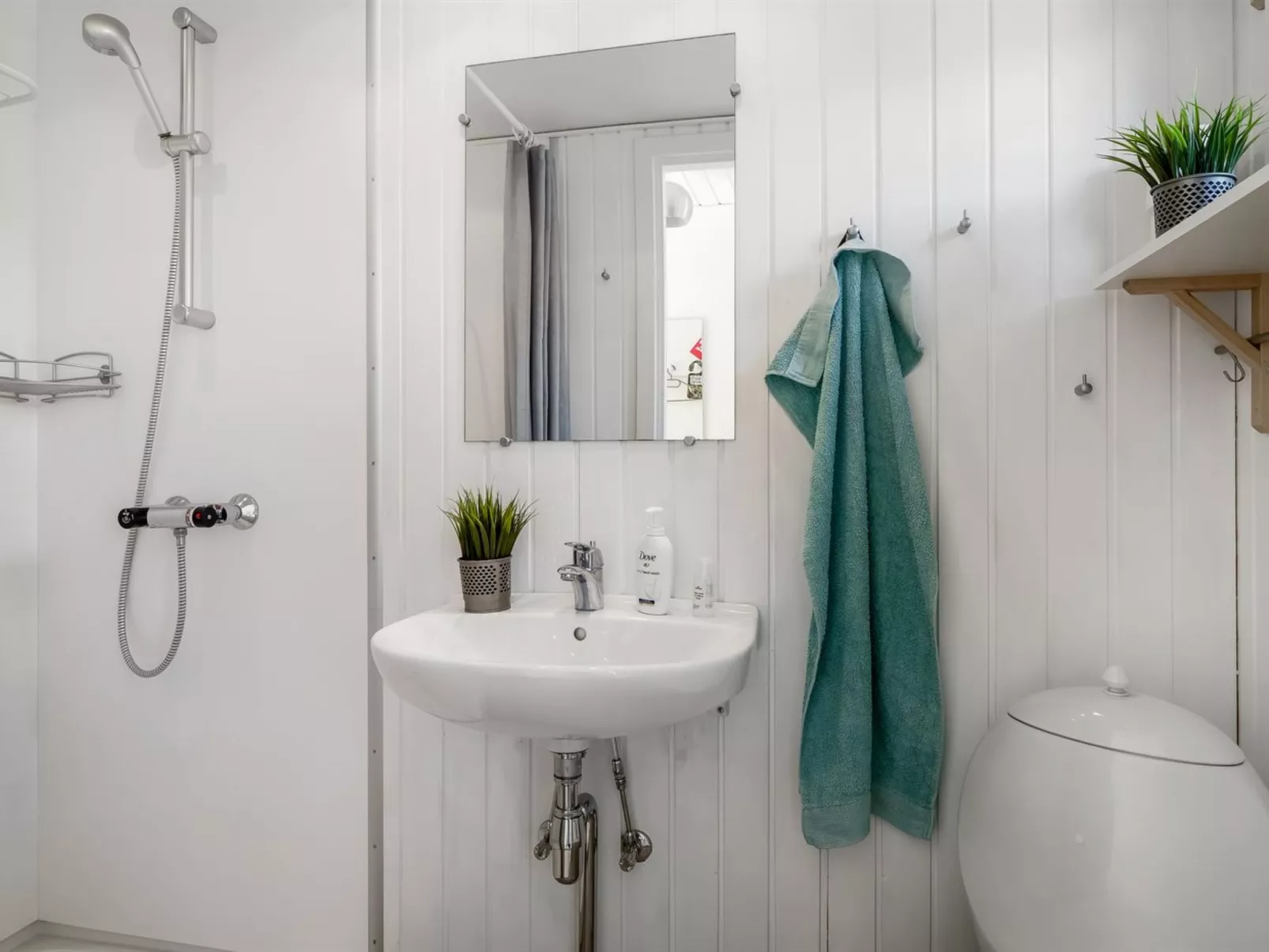 "Barrit" - 50m to the fjord-Dedans