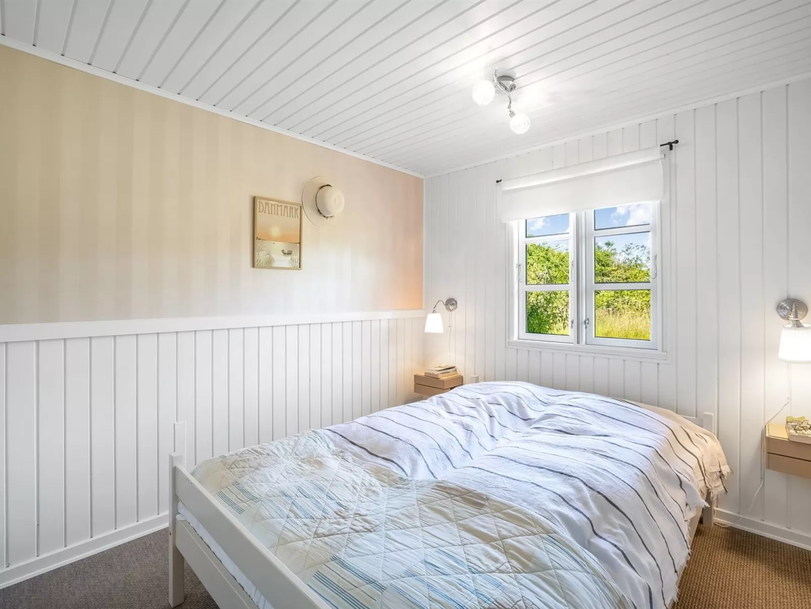 "Voitto" - 1km to the fjord-Drinnen