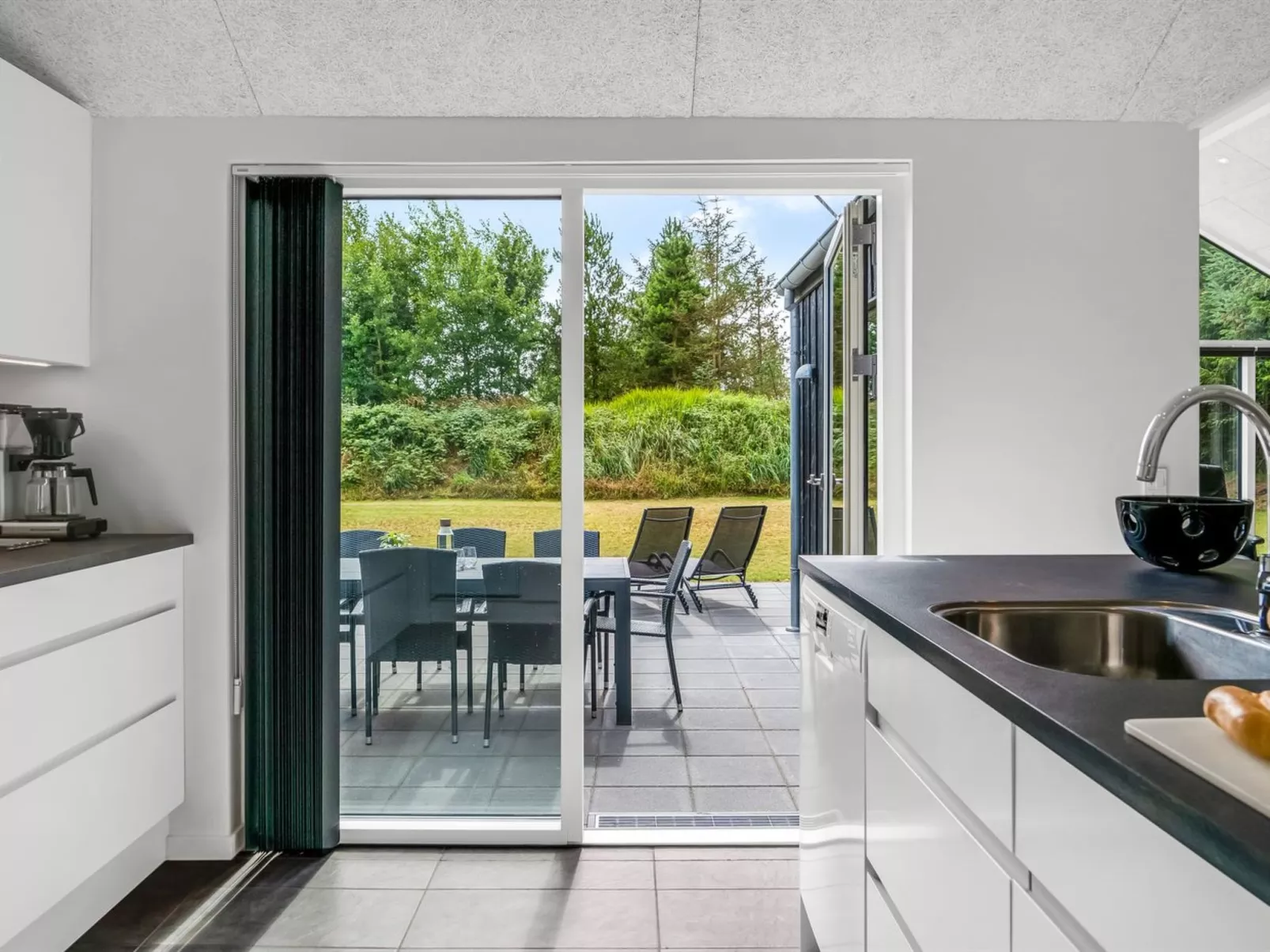 "Abiorn" -  from the sea-Dedans