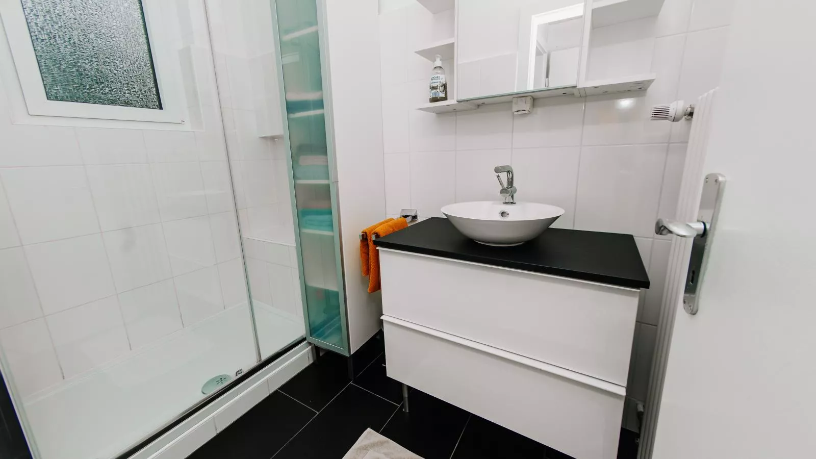 Hubertus II-Bathroom