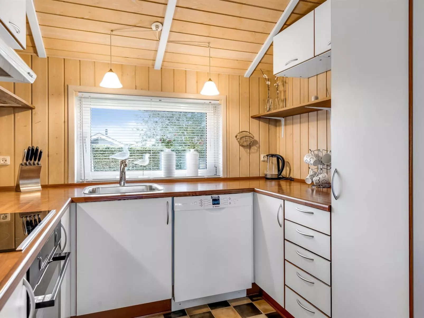 "Trifun" - 300m from the sea-Drinnen