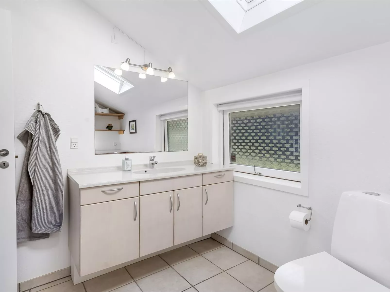 "Hatem" - 500m from the sea-Inside