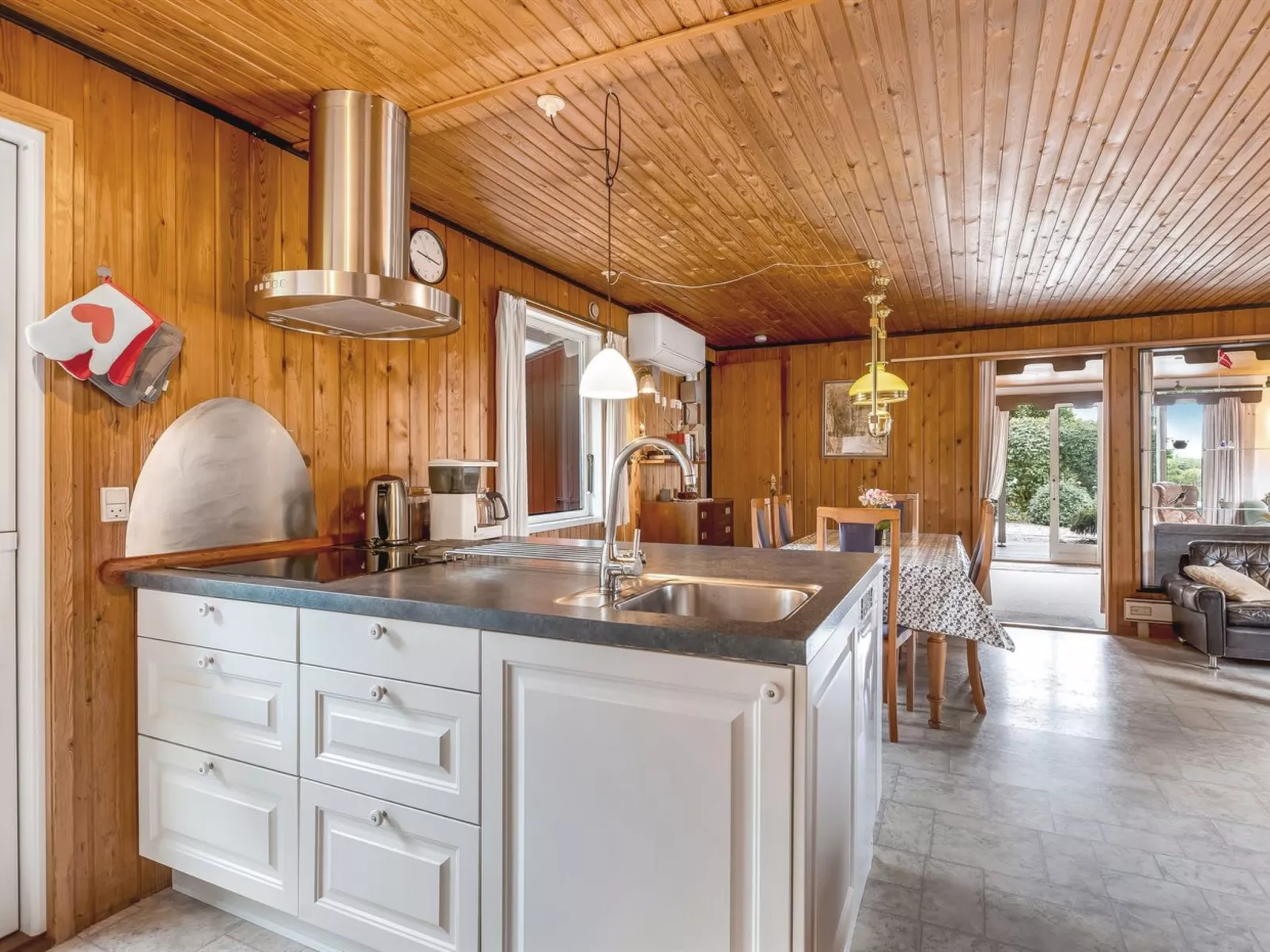 "Wiggi" - 250m from the sea-Drinnen