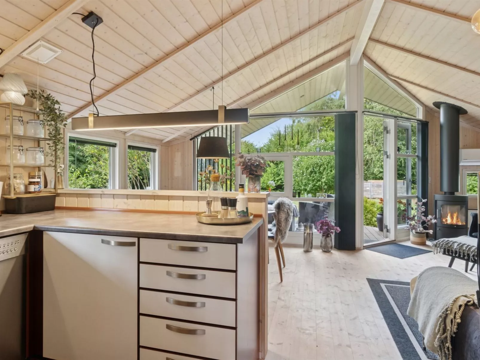 "Emelita" - 175m from the sea-Inside