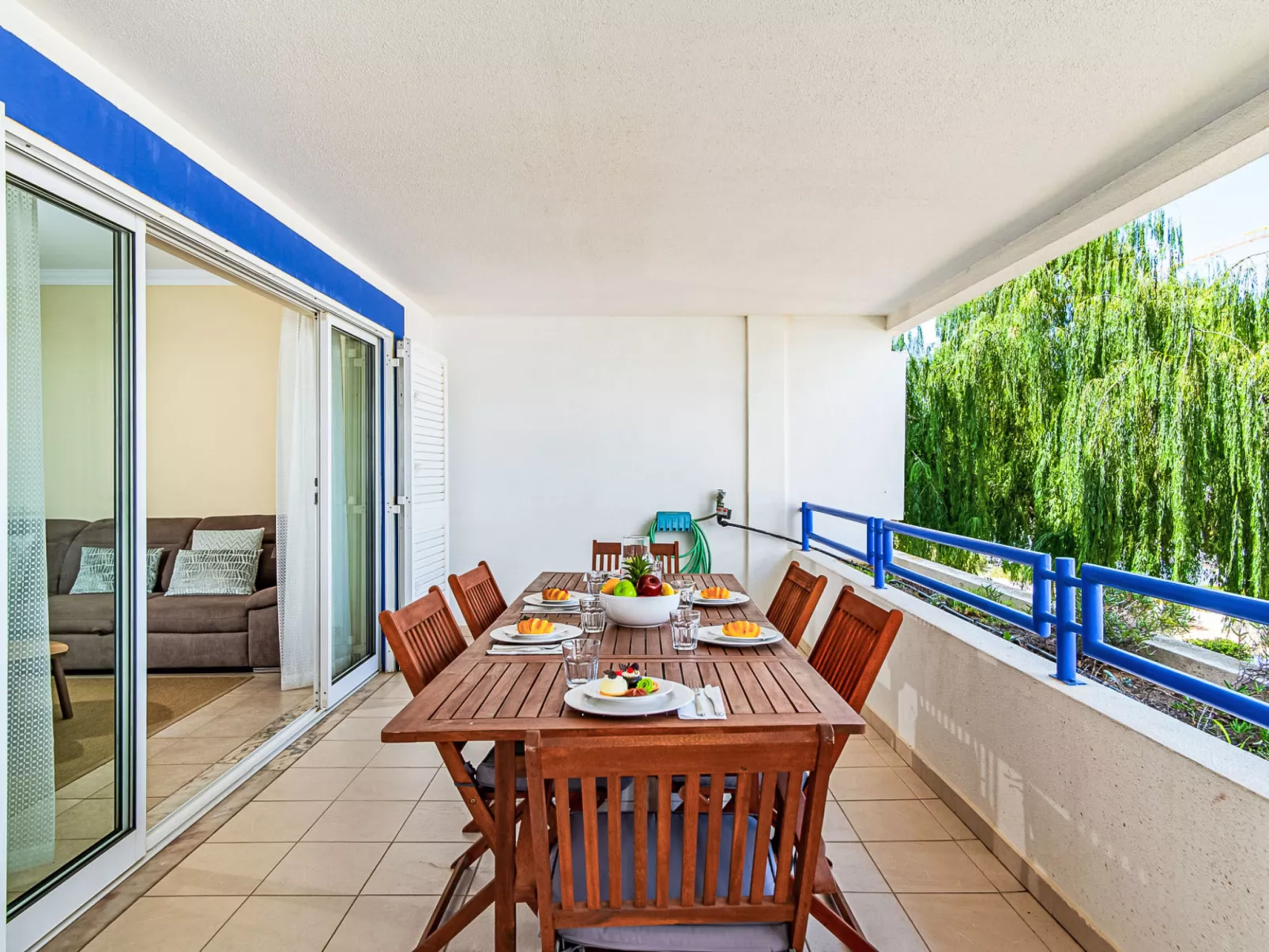 Mediterrâneo-Dedans