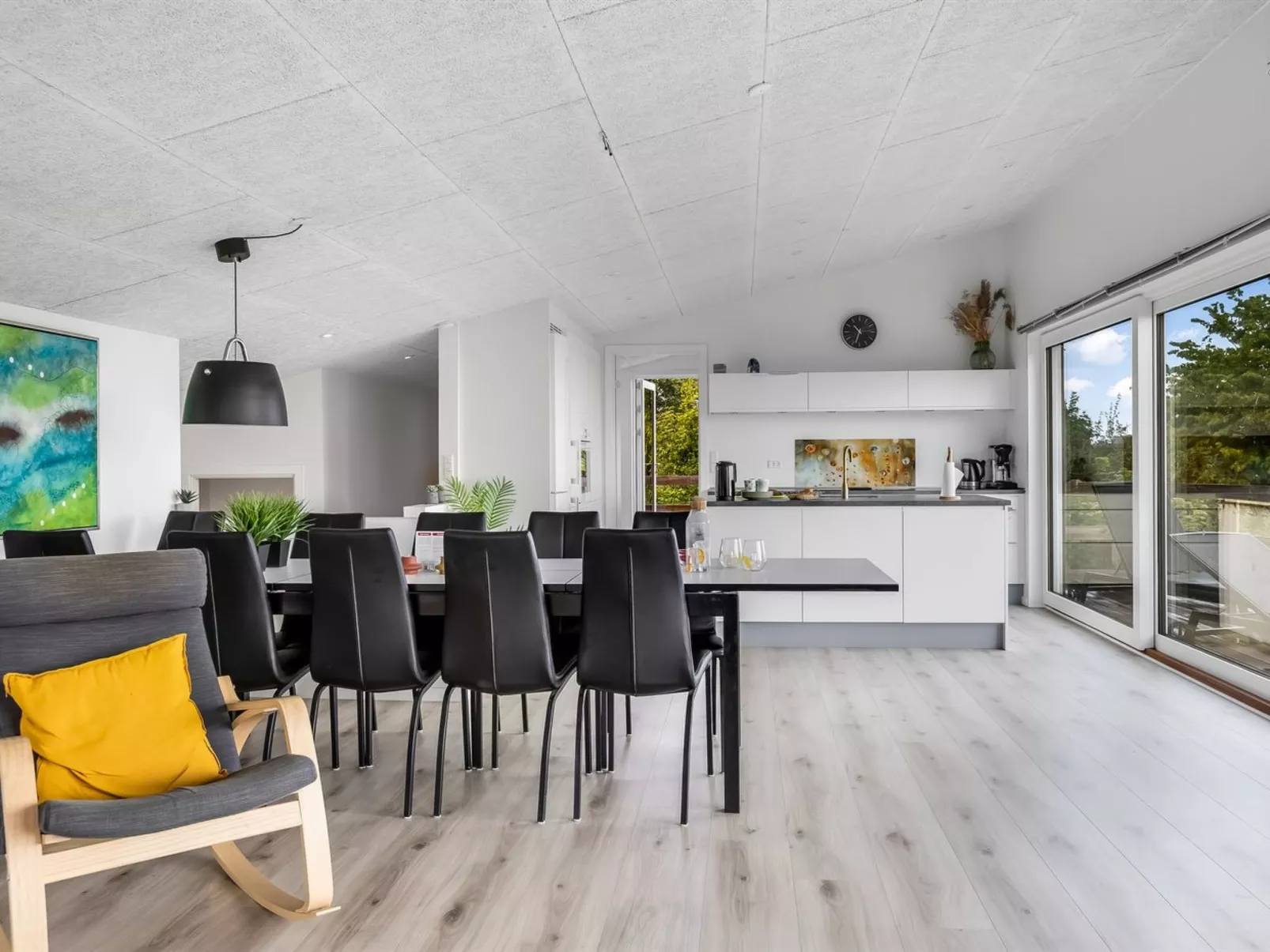 "Fin" - 150m from the sea-Dedans