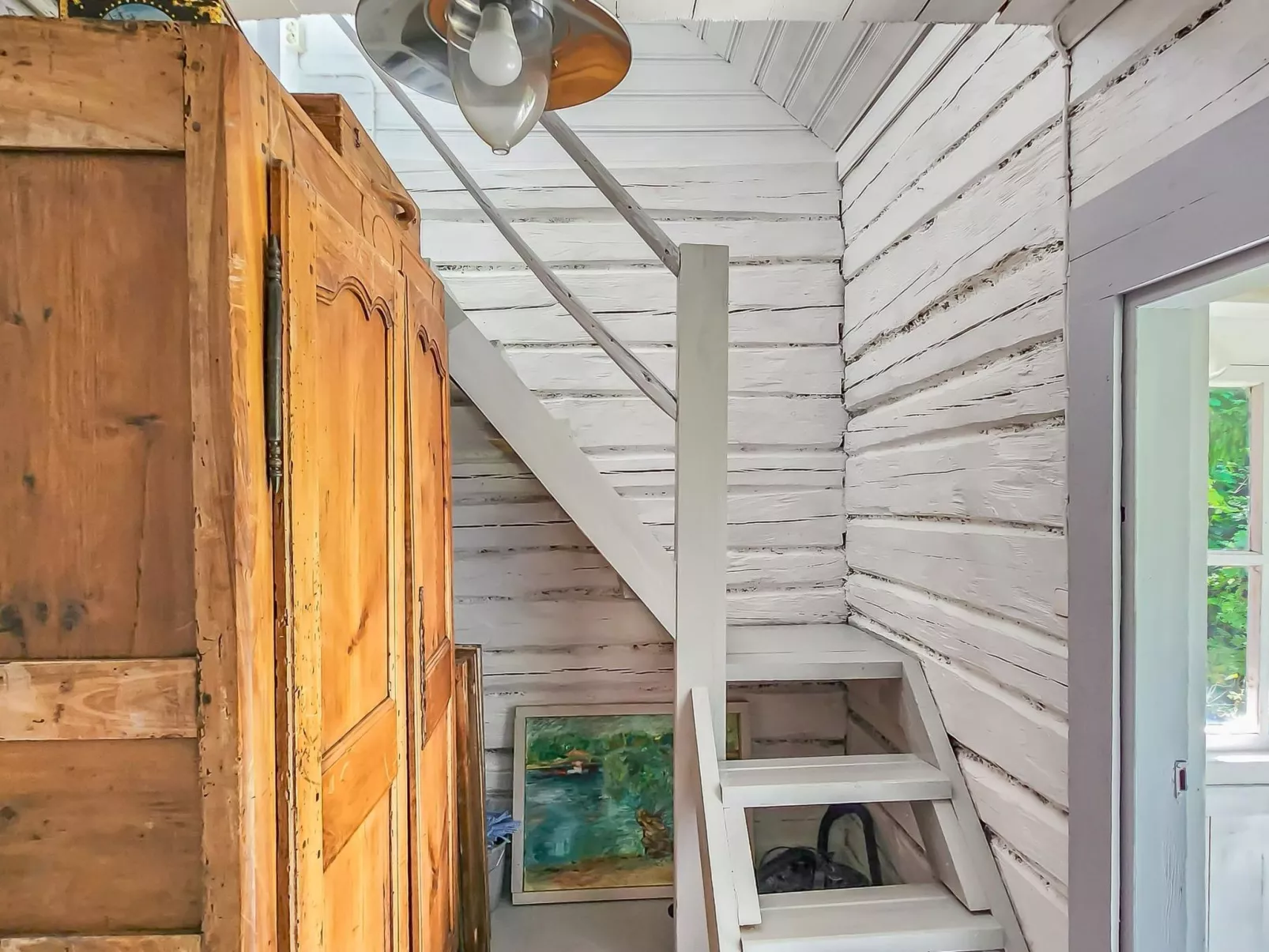 Den lilla röda stugan-Drinnen