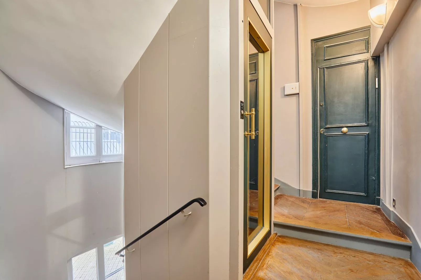 VIGNON NOUVEAU-Untagged